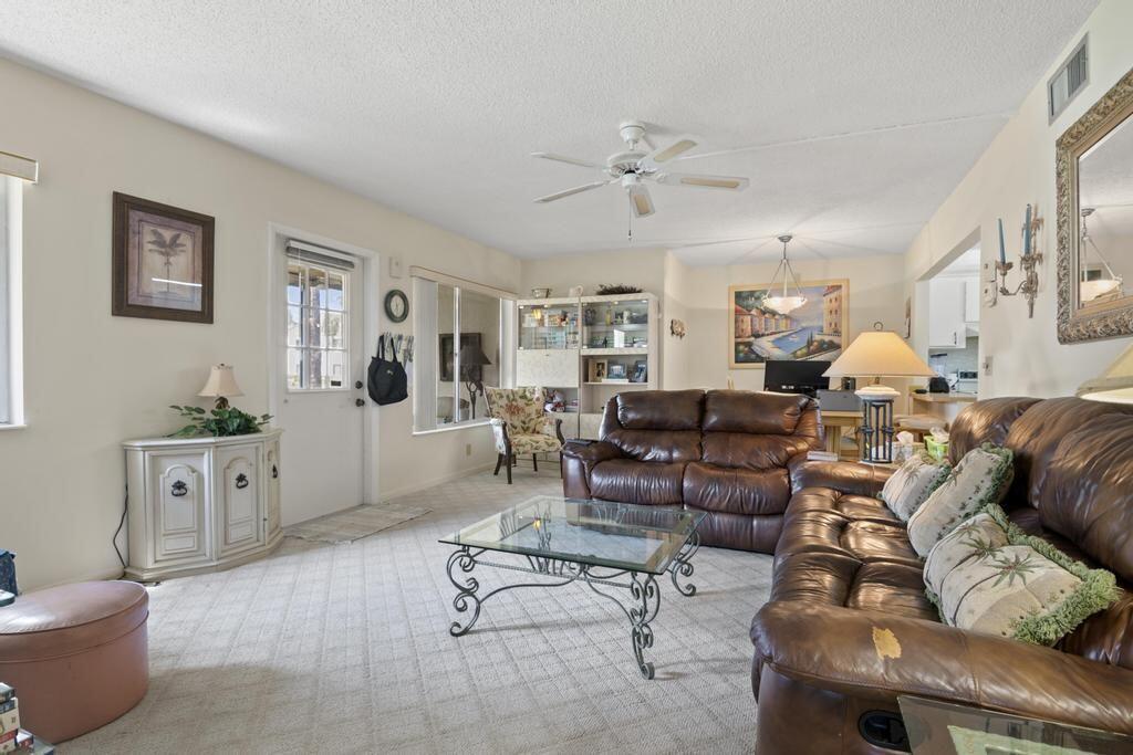 315 Knotty Pine Circle B1 Property Photo 8