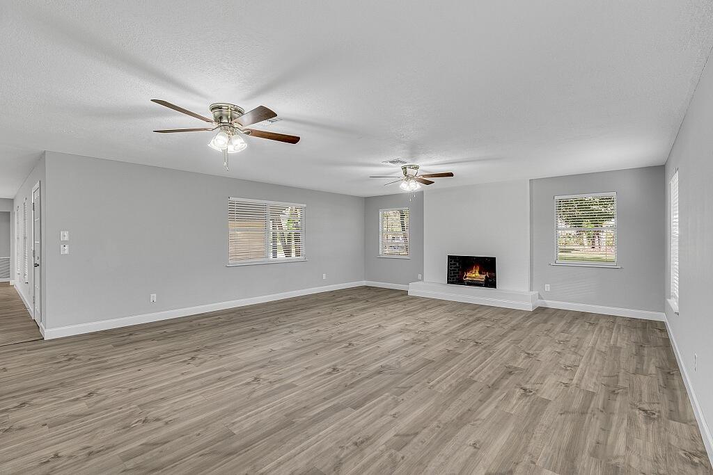 8395 91st Avenue Property Photo 14