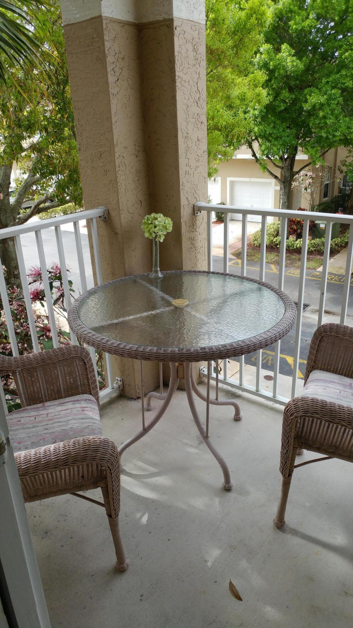 114 Lighthouse Circle J Property Photo 3