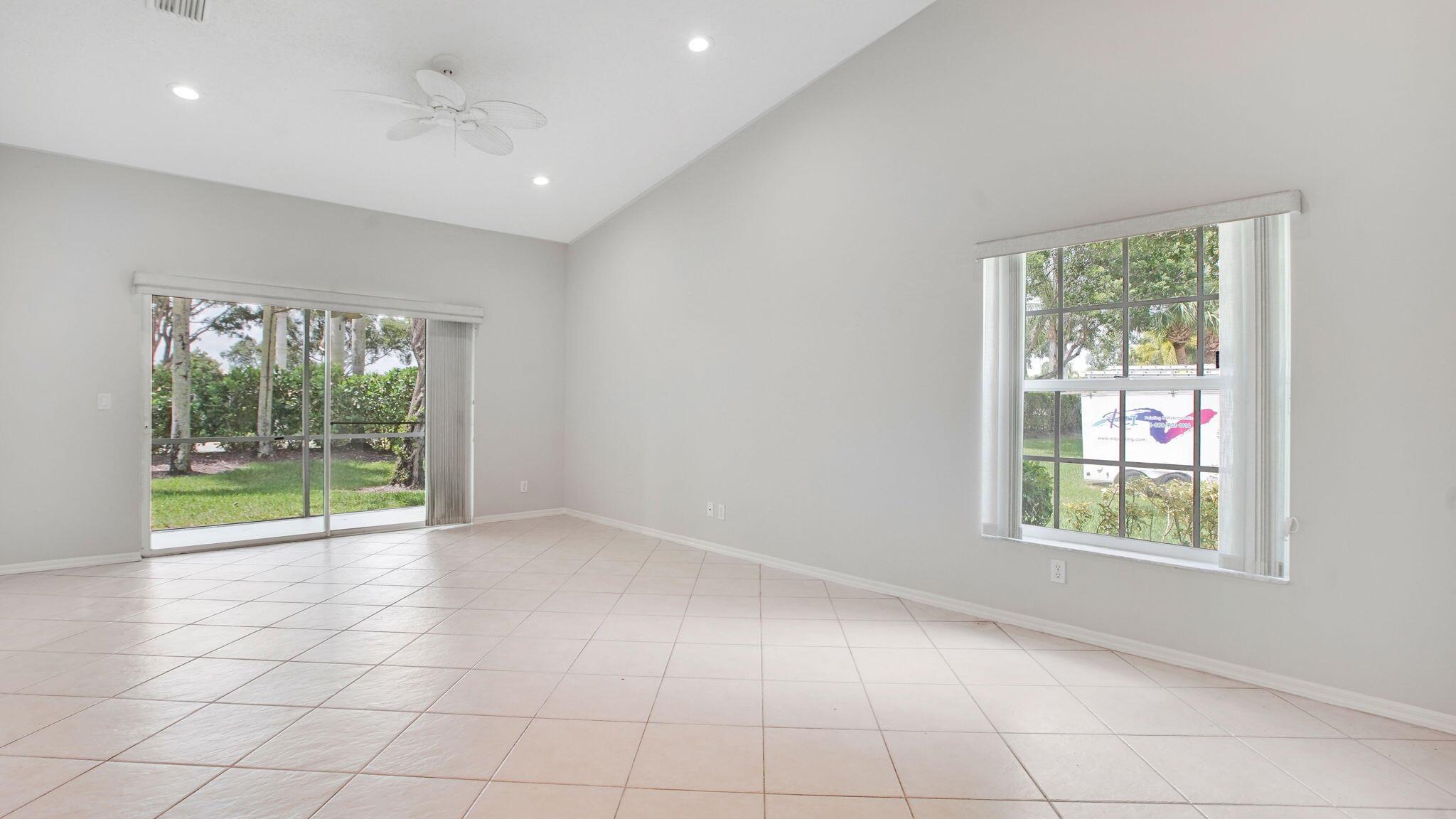 8602 Logia Circle Property Photo 6