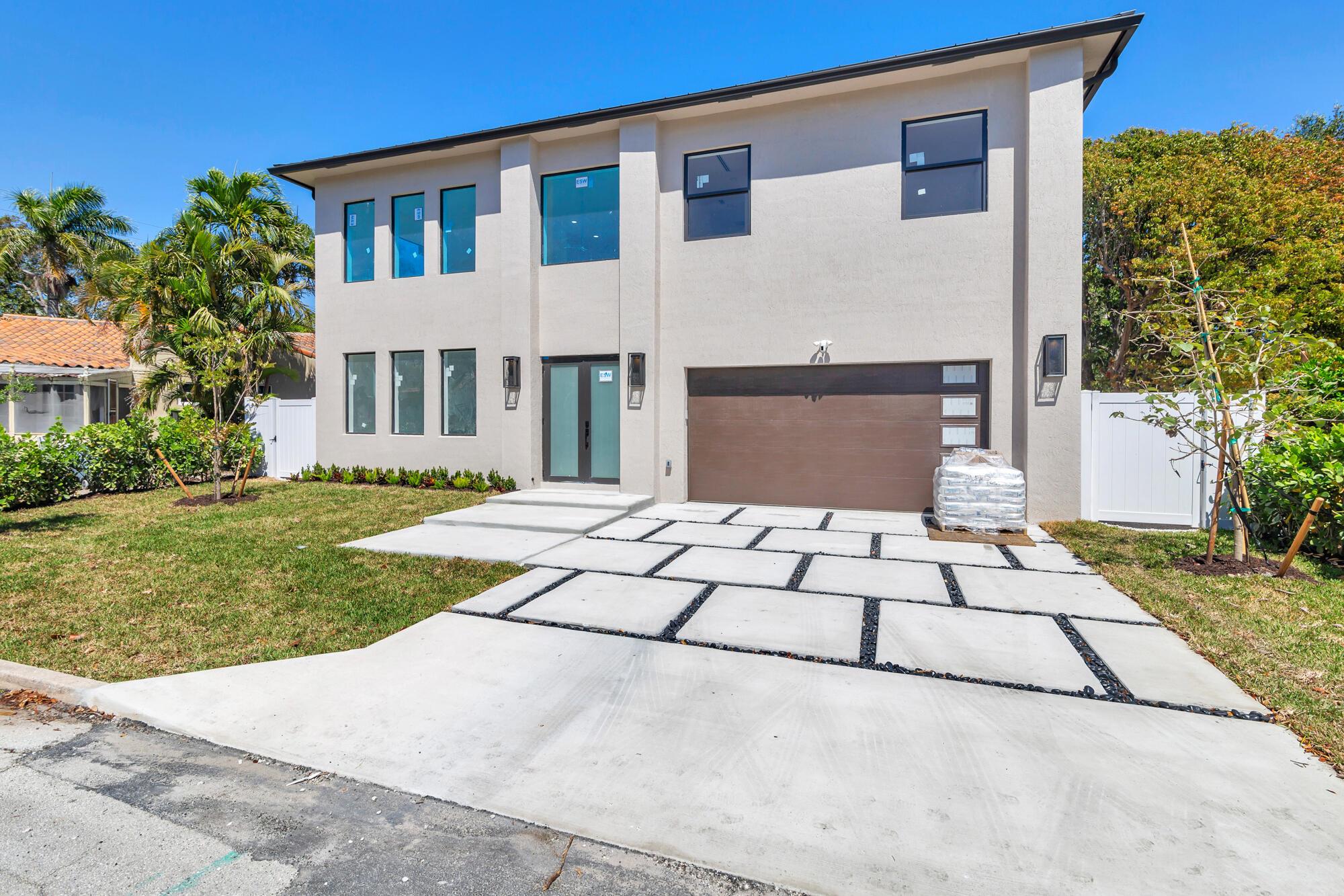 363 31st Court Property Photo 1