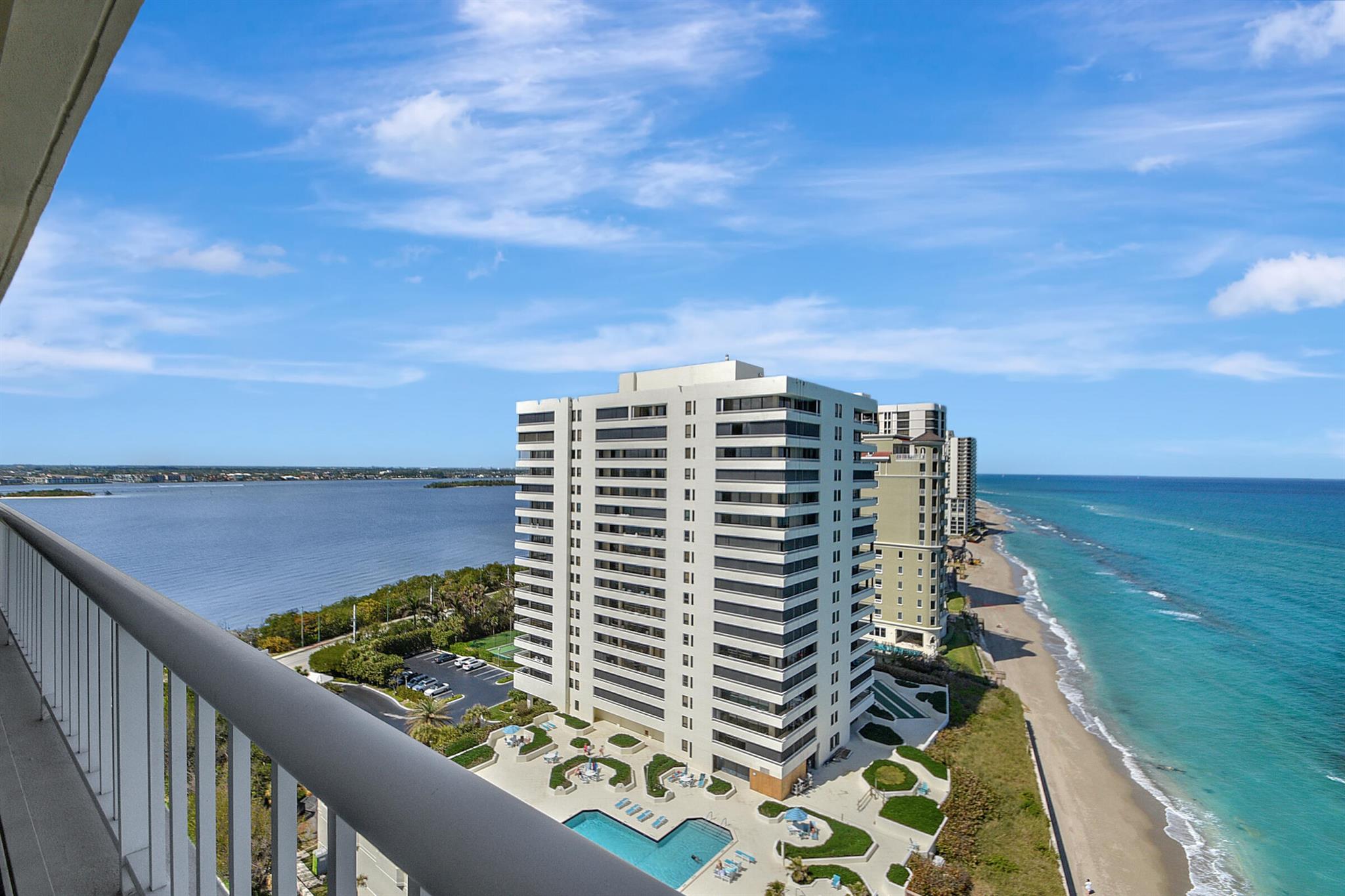 5250 N Ocean Drive Phn Property Photo 9