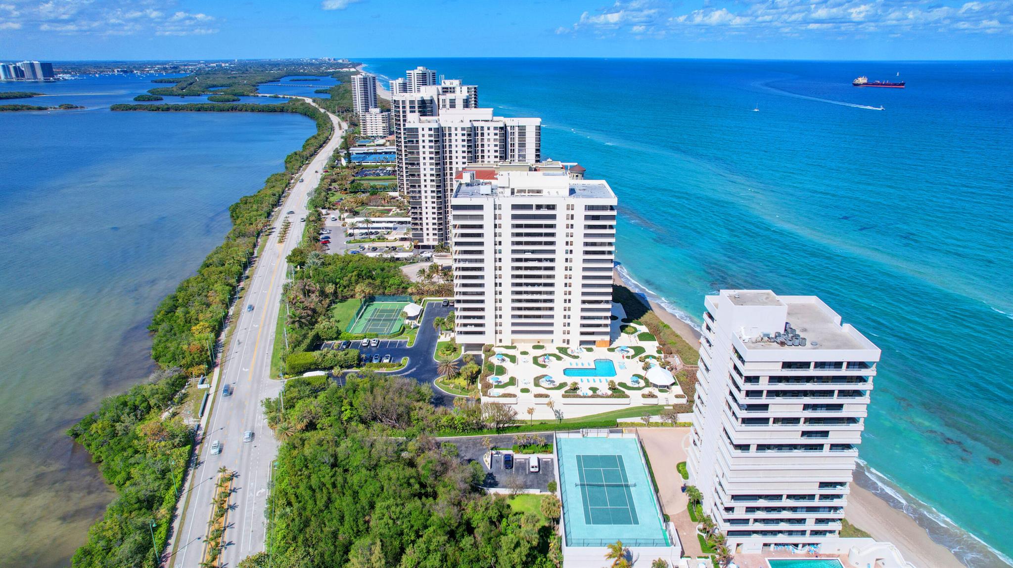 5250 N Ocean Drive Phn Property Photo 65