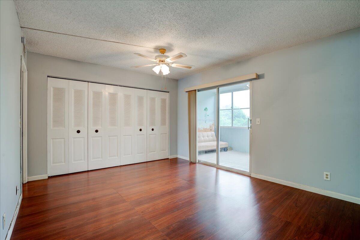 250 Southampton C Property Photo 19