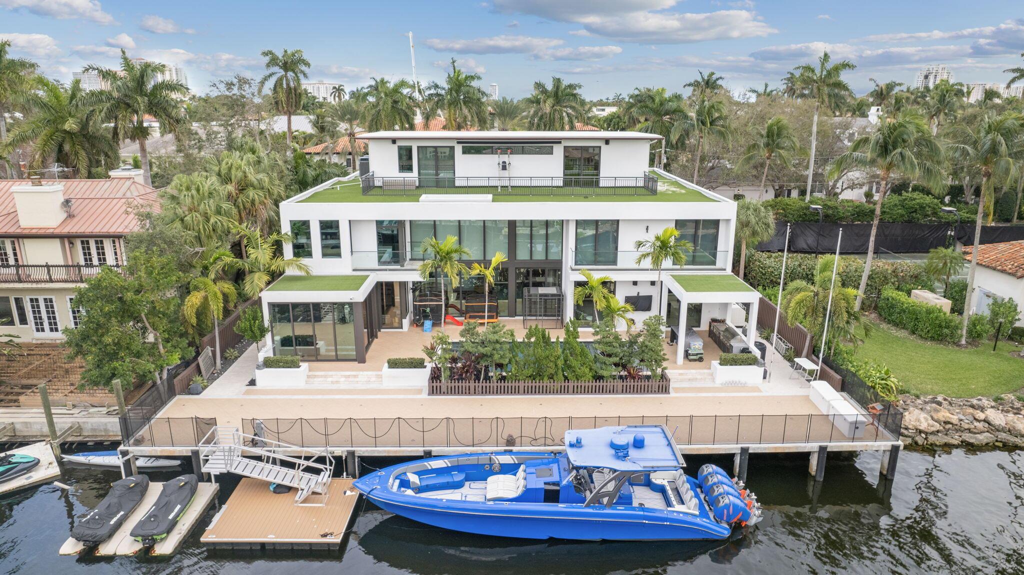 633 Coral Way Property Photo 1