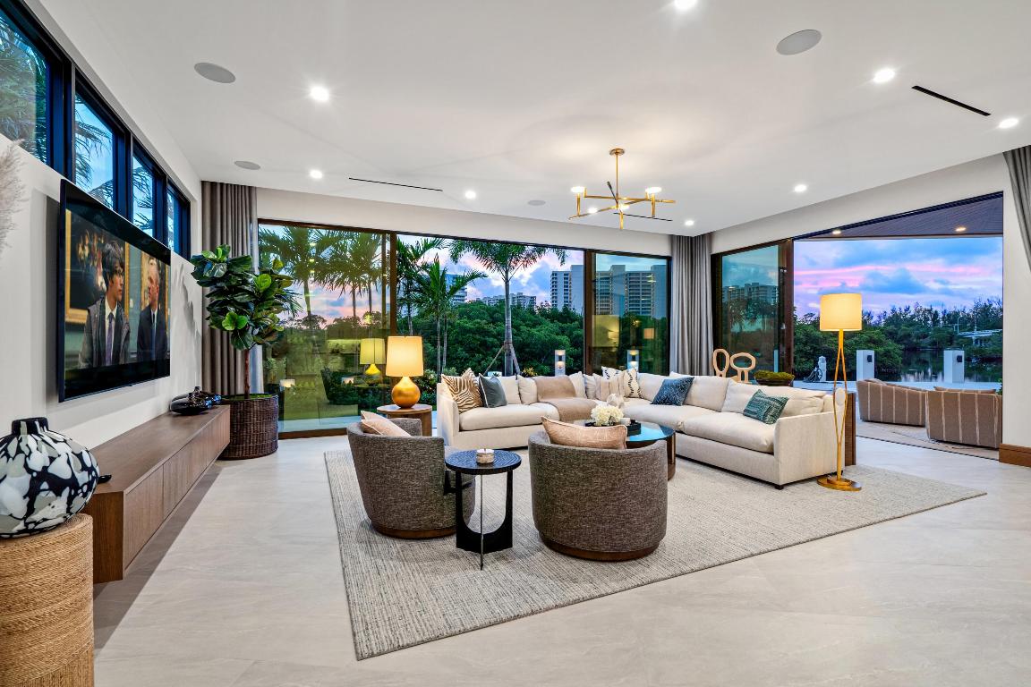 4080 Ibis Point Circle Property Photo 41