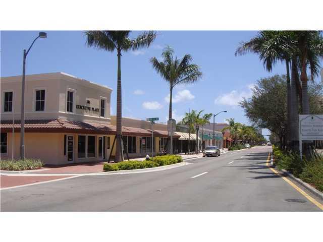 101 E Palmetto Park Road E Property Photo 13
