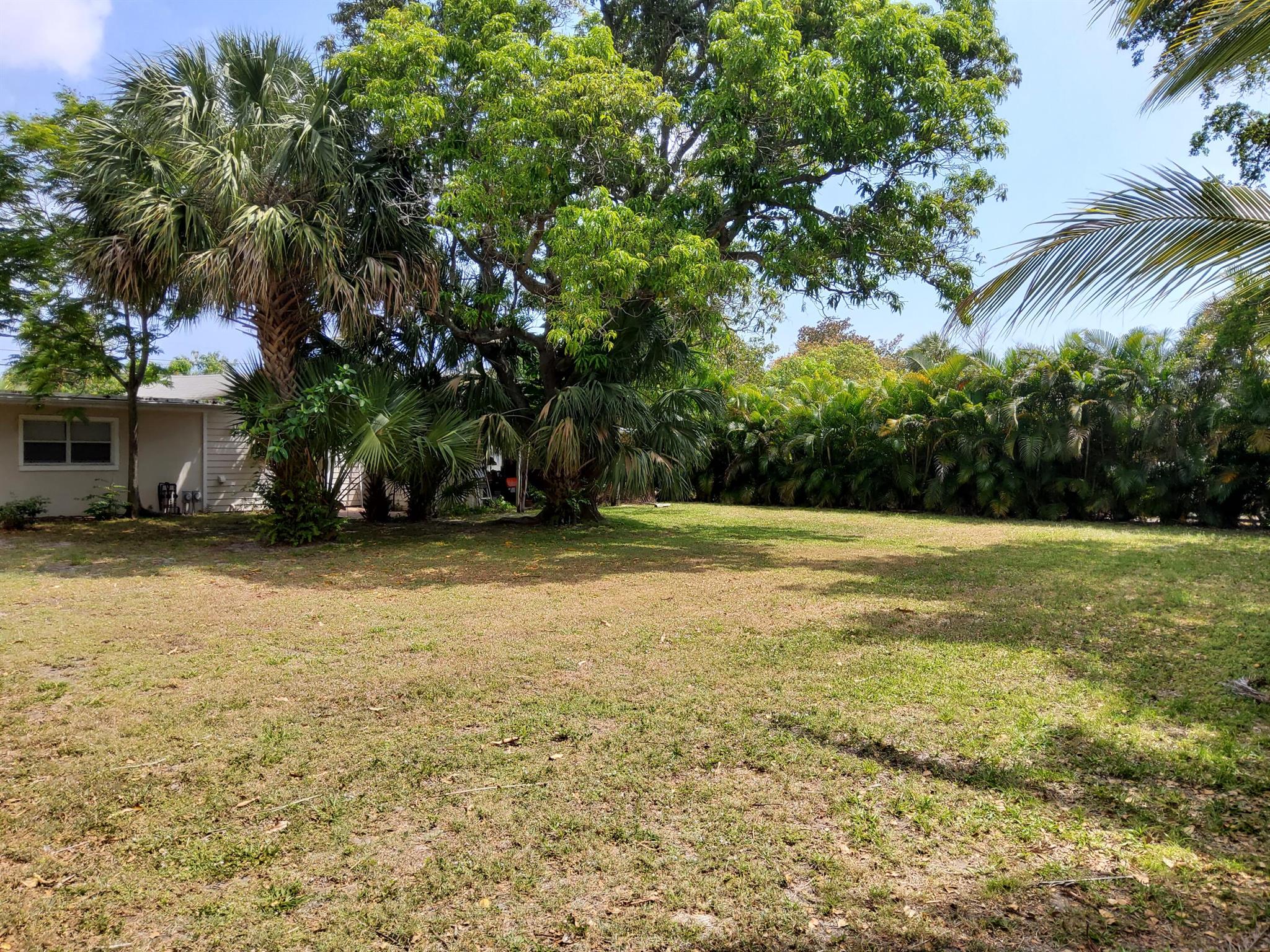 1017 Ardmore Road Property Photo 3
