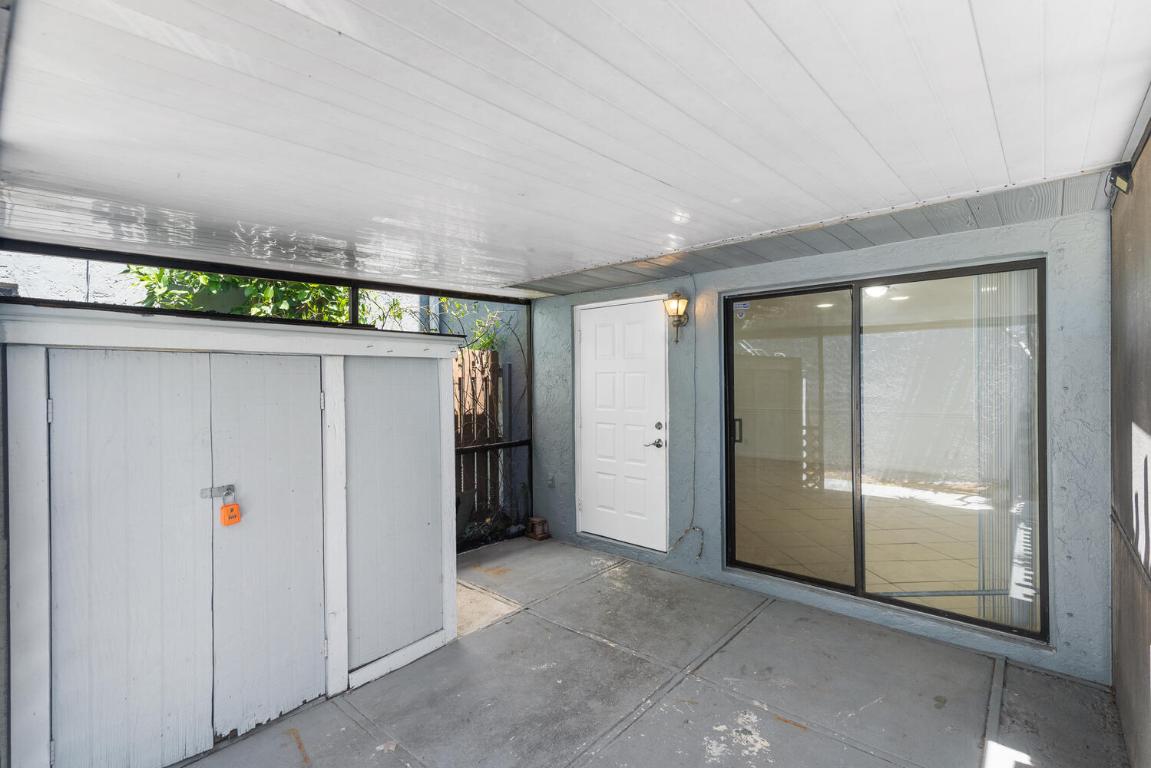 7 Crossing Circle C Property Photo 2