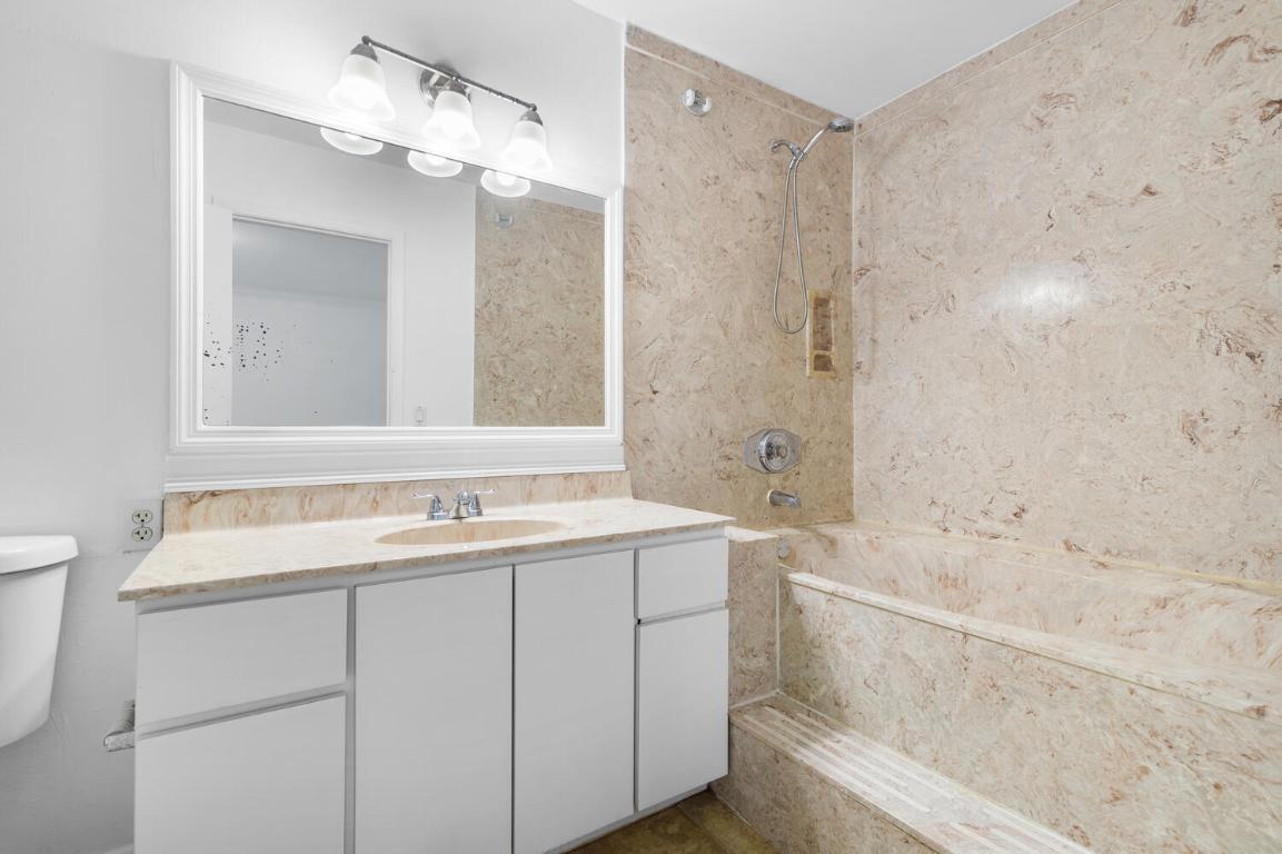 7 Crossing Circle C Property Photo 16