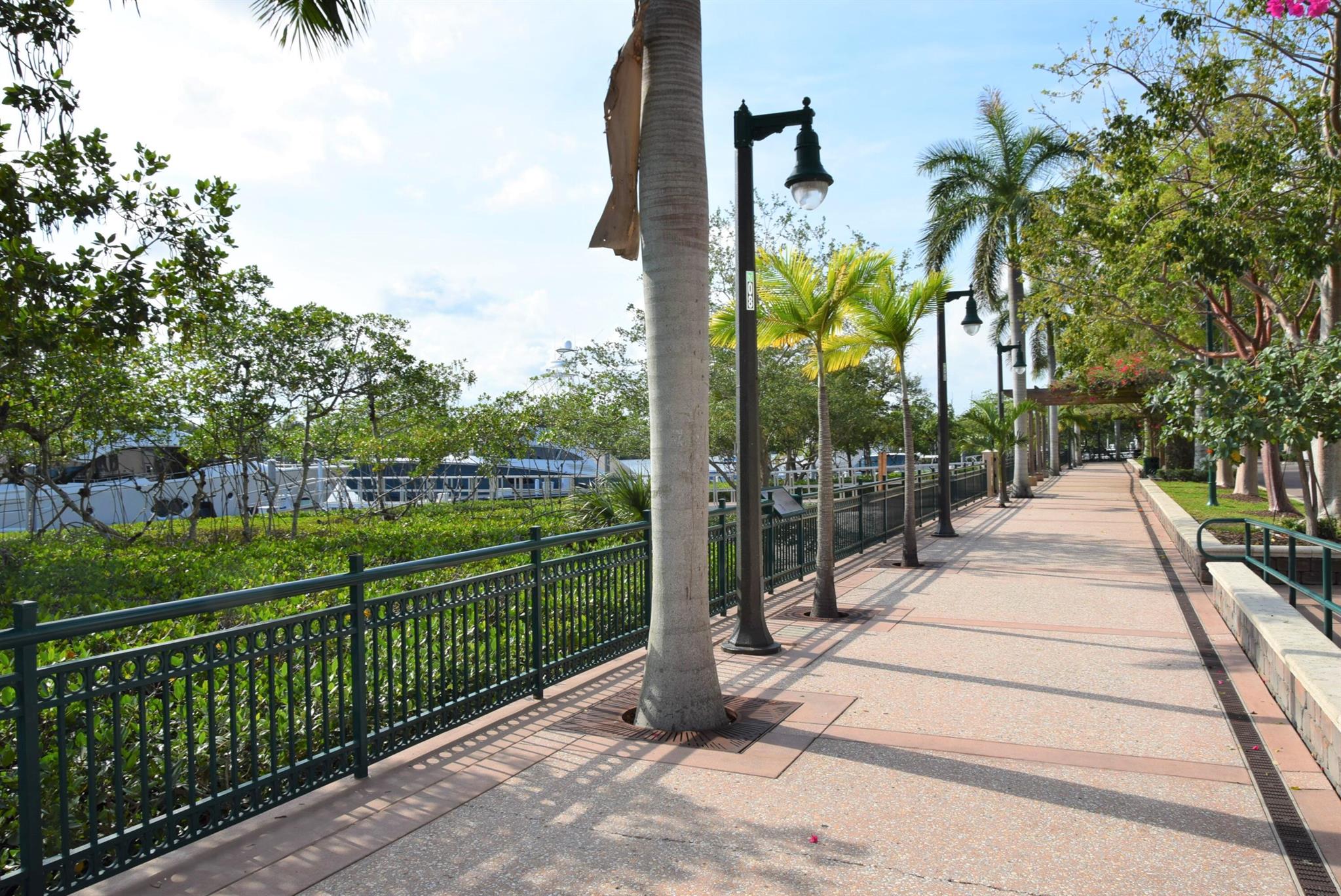 119 Dockside Circle Property Photo 6