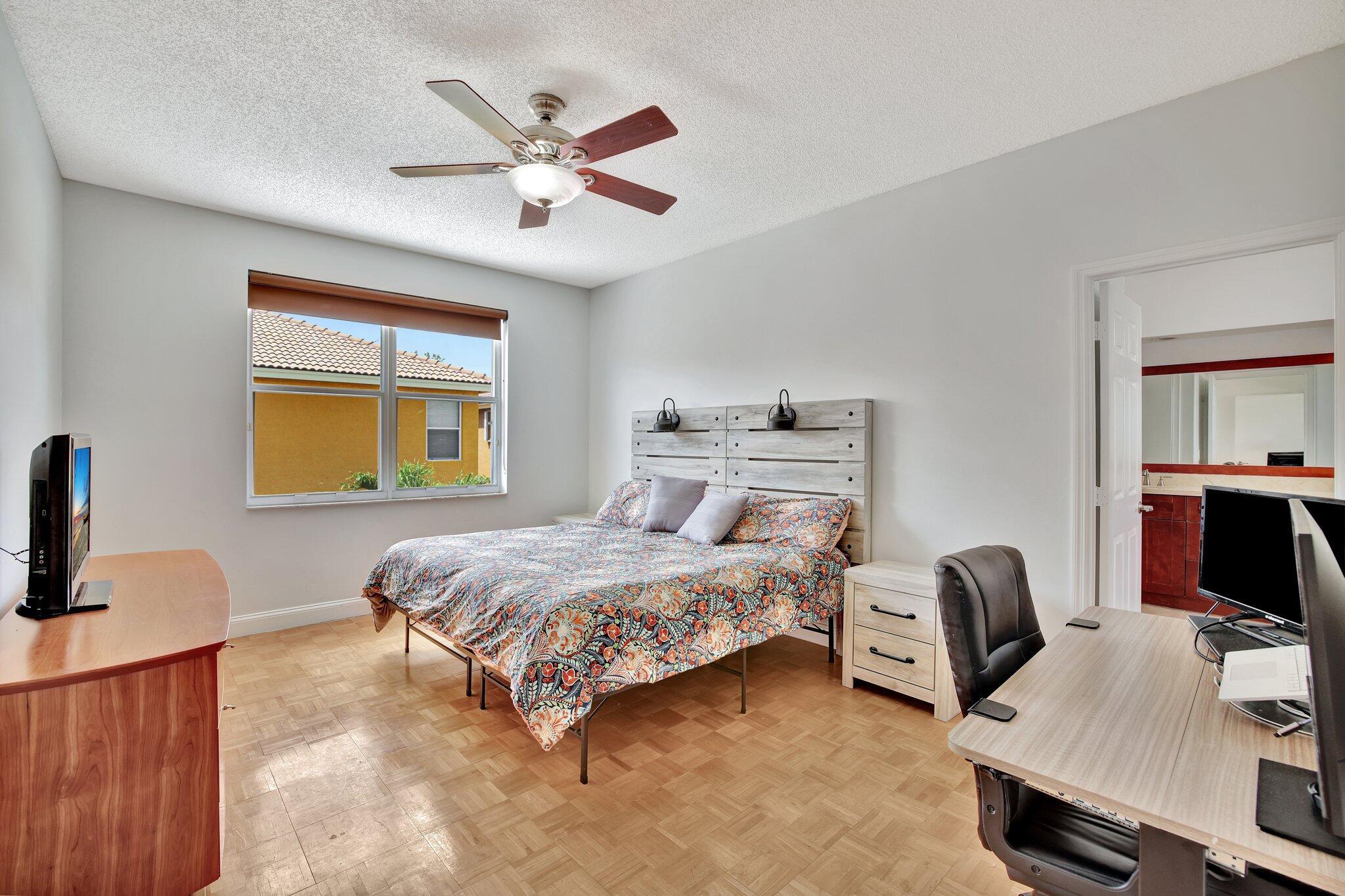 3768 Sw 50th Court Property Photo 41