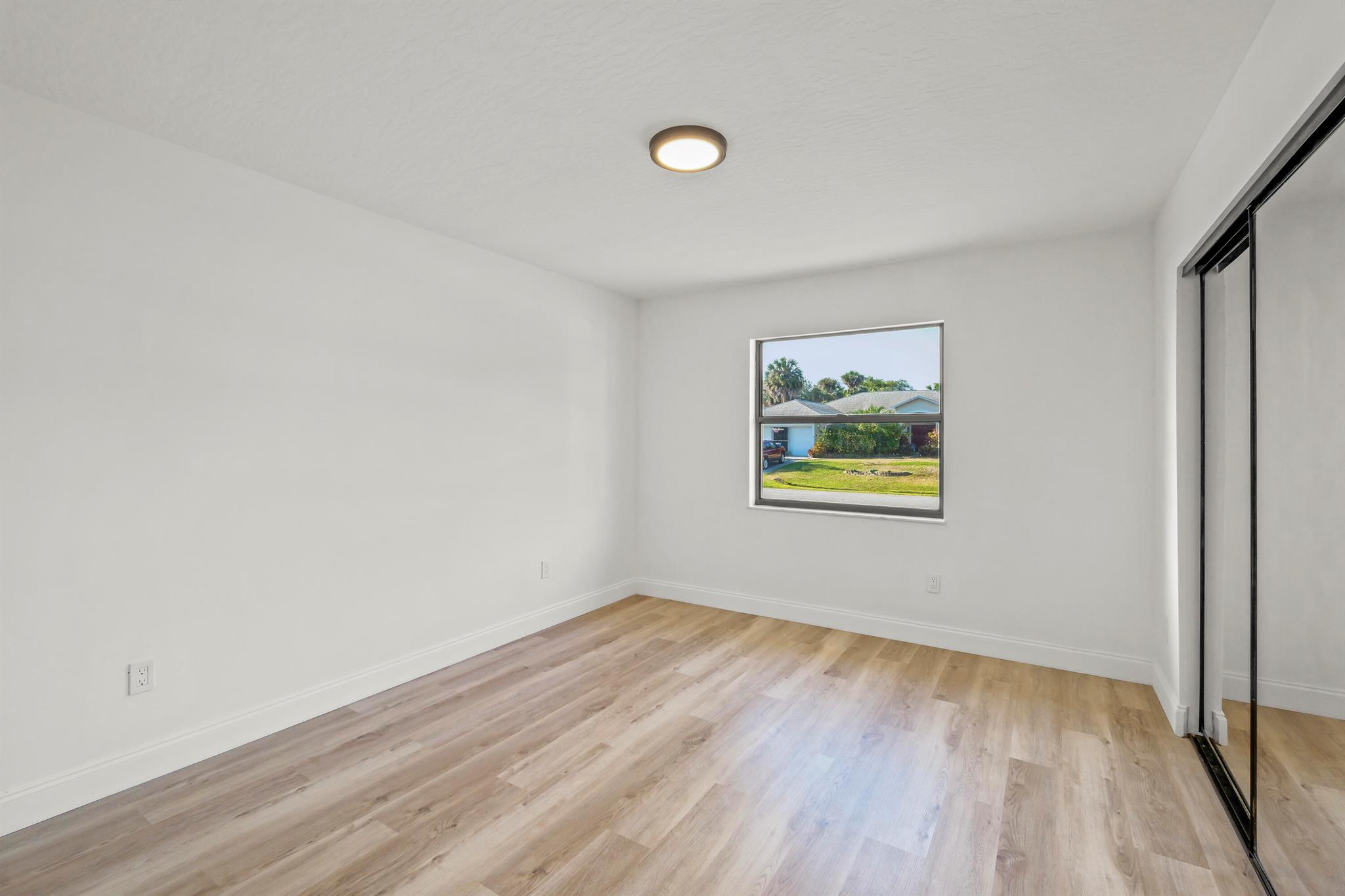 661 Jordan Avenue Property Photo 14