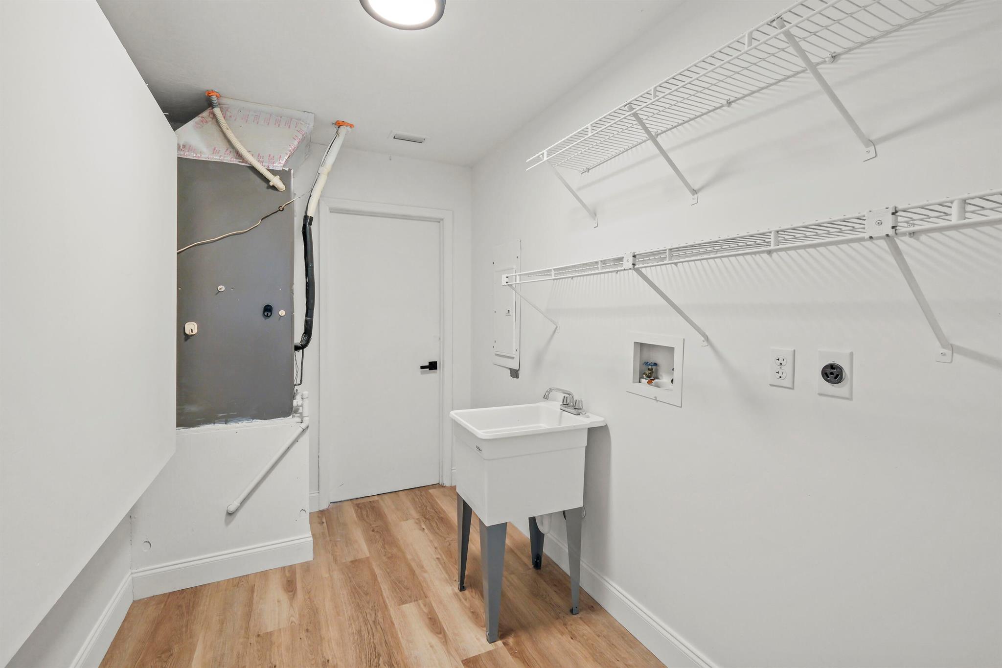 661 Jordan Avenue Property Photo 17