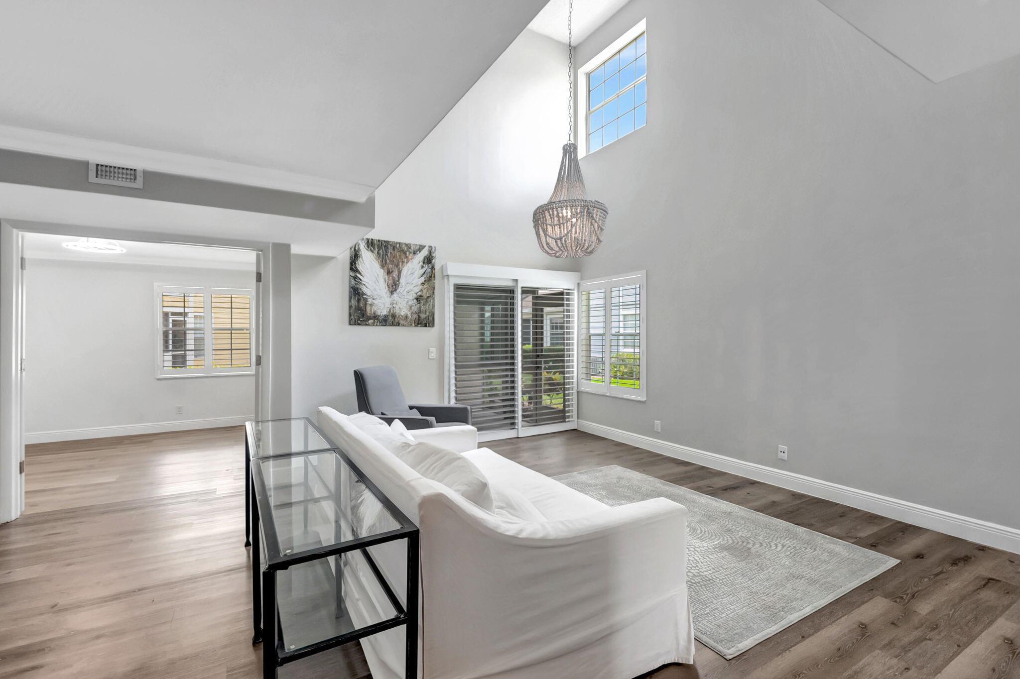 5298 Buckhead Circle 1040 Property Photo 10
