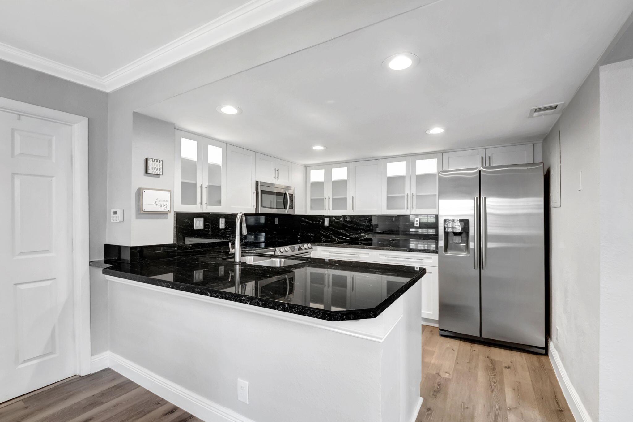 5298 Buckhead Circle 1040 Property Photo 14