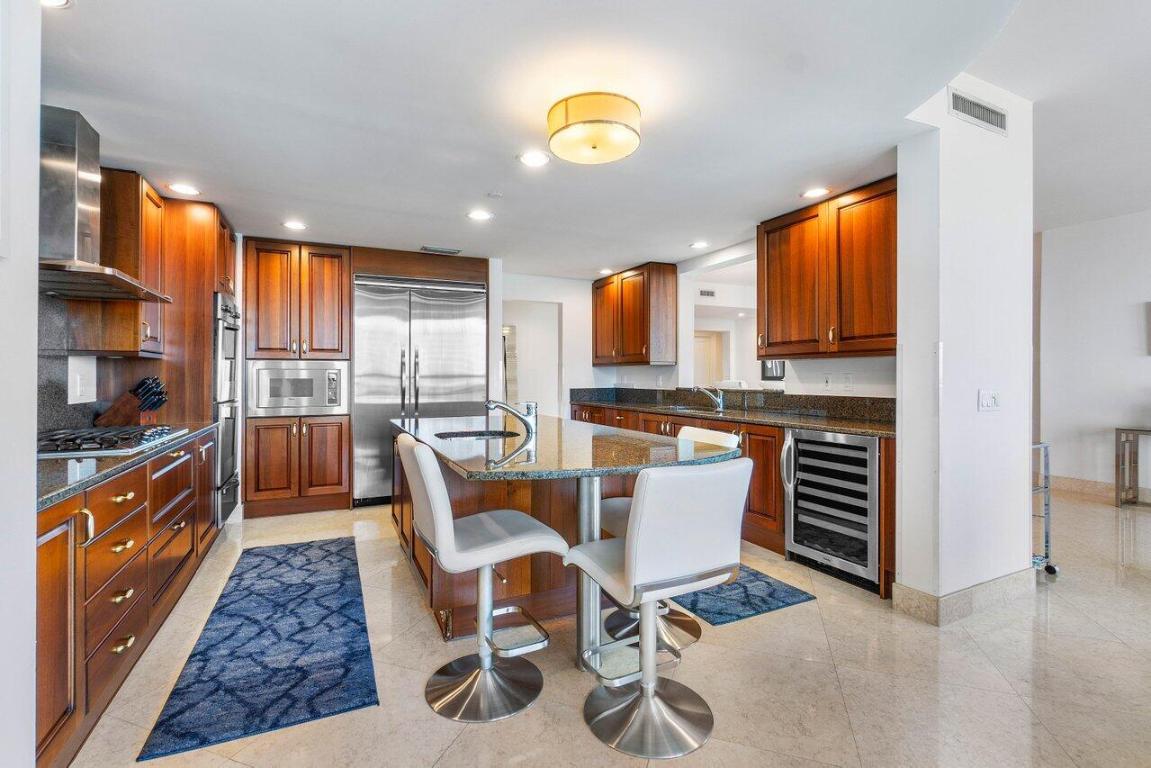 3800 N Ocean Drive 1651 Property Photo 13