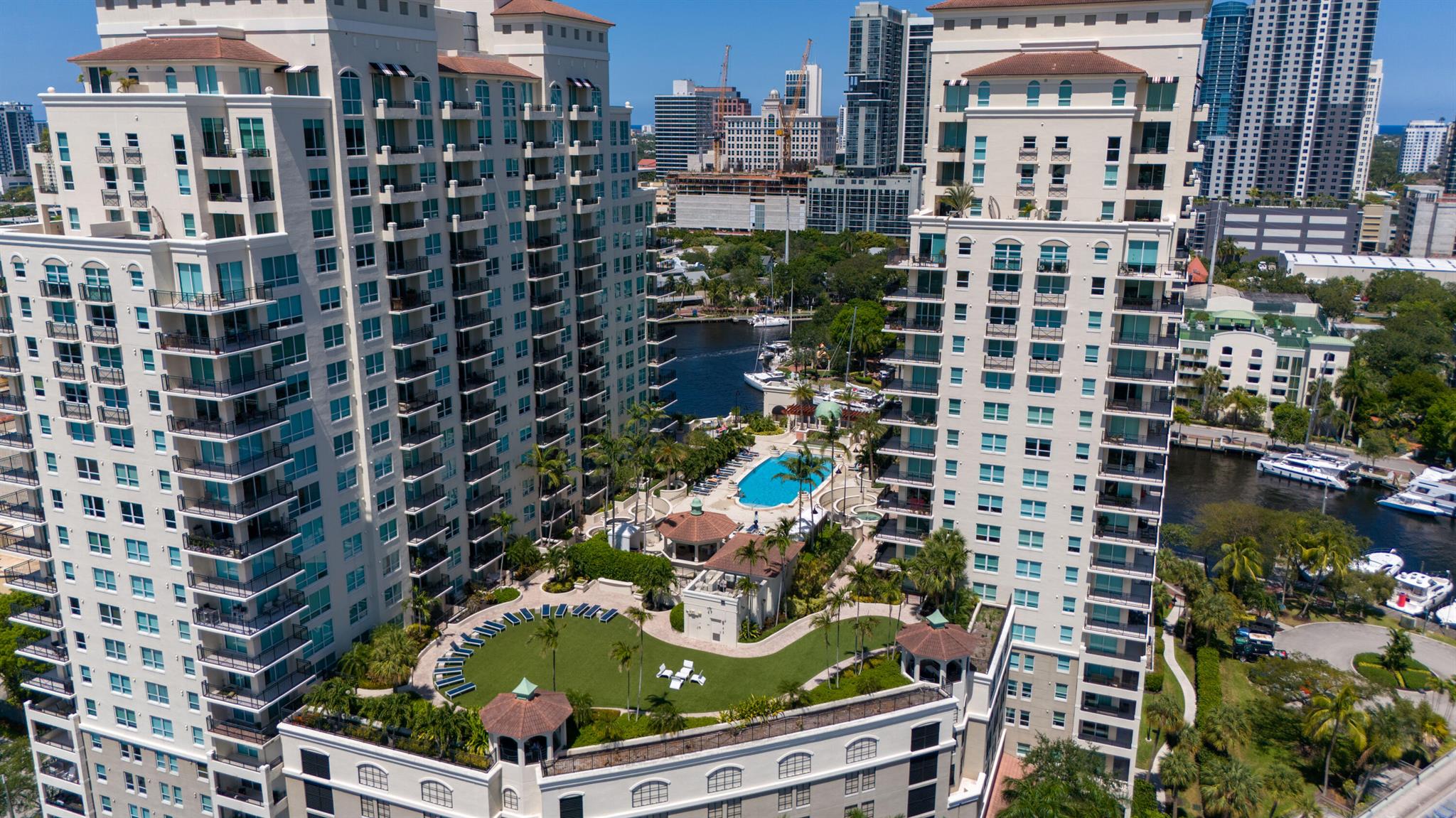610 W Las Olas Boulevard 813n Property Photo 1