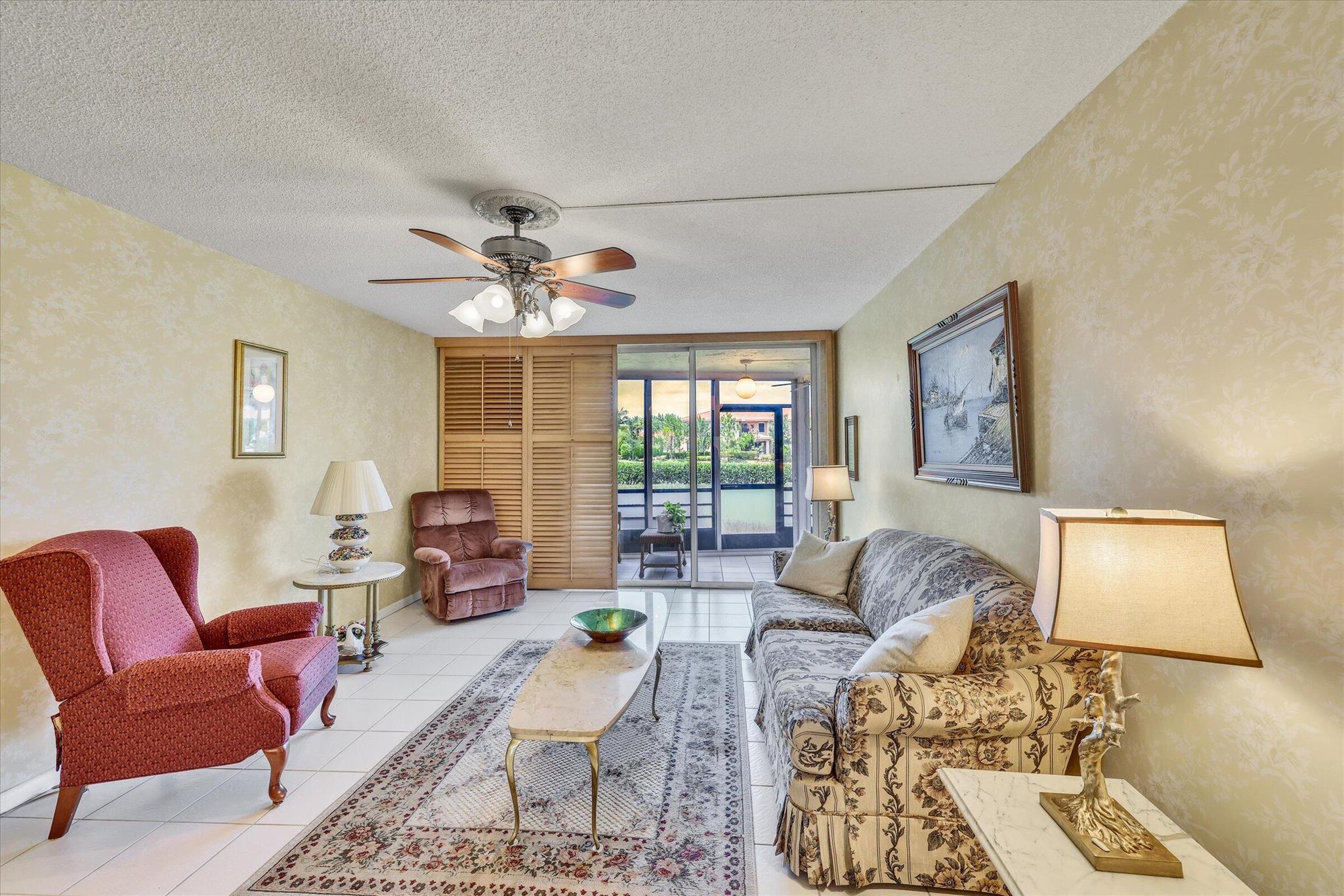 23099 Barwood Lane N 102 Property Photo 15