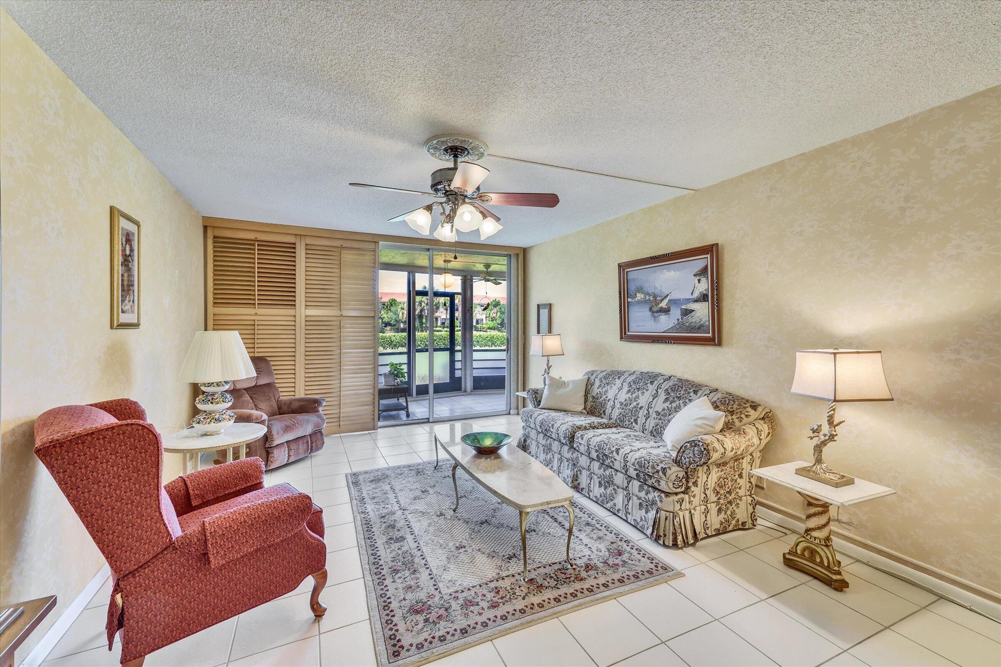 23099 Barwood Lane N 102 Property Photo 16