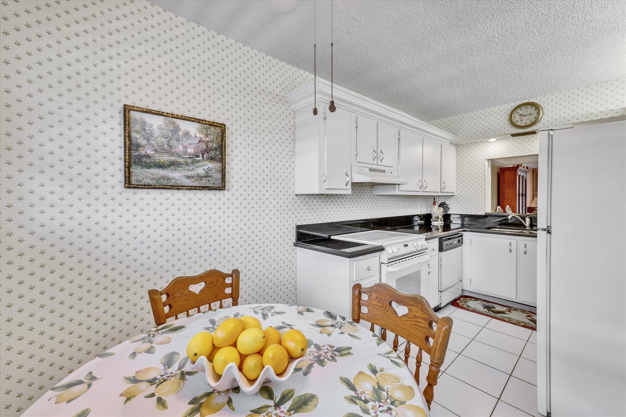 23099 Barwood Lane N 102 Property Photo 23