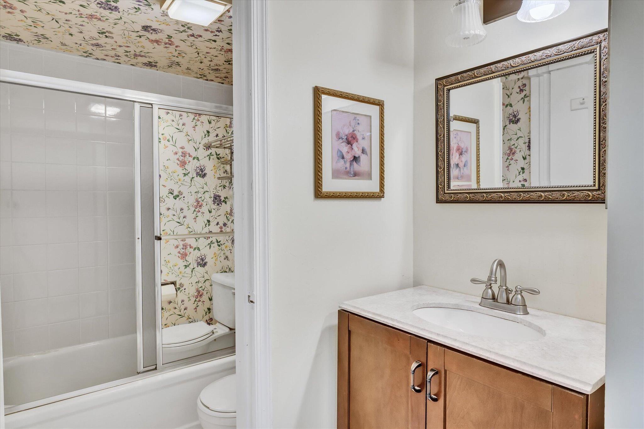 23099 Barwood Lane N 102 Property Photo 32