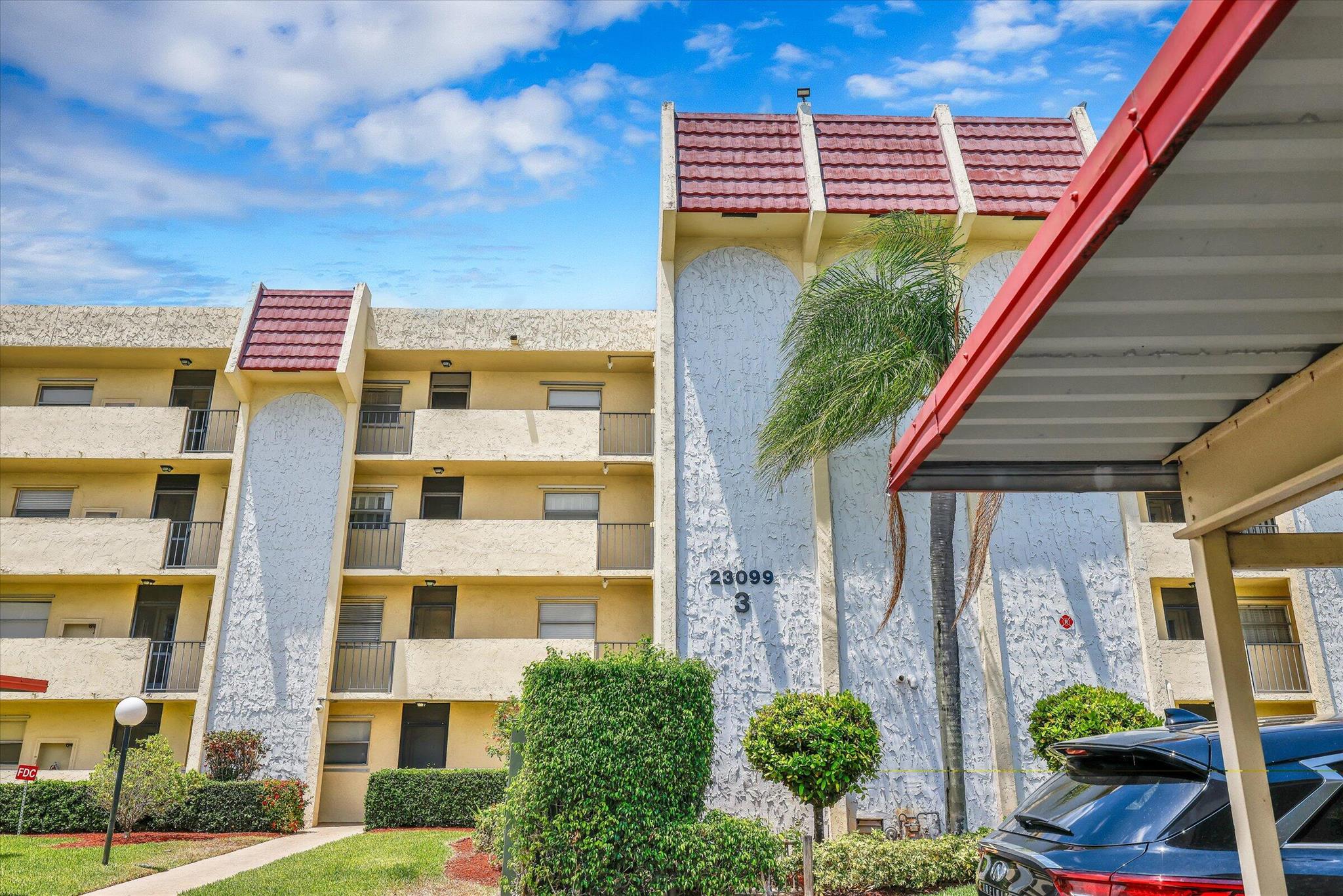 23099 Barwood Lane N 102 Property Photo 43