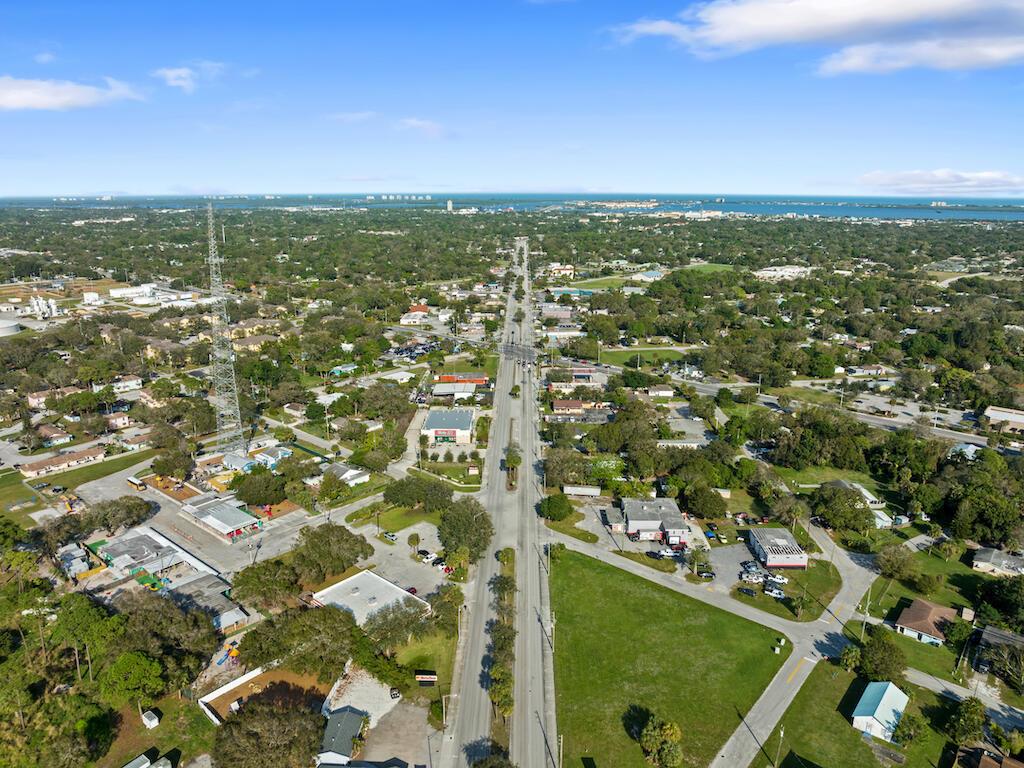 2633 Okeechobee Road Property Photo 16