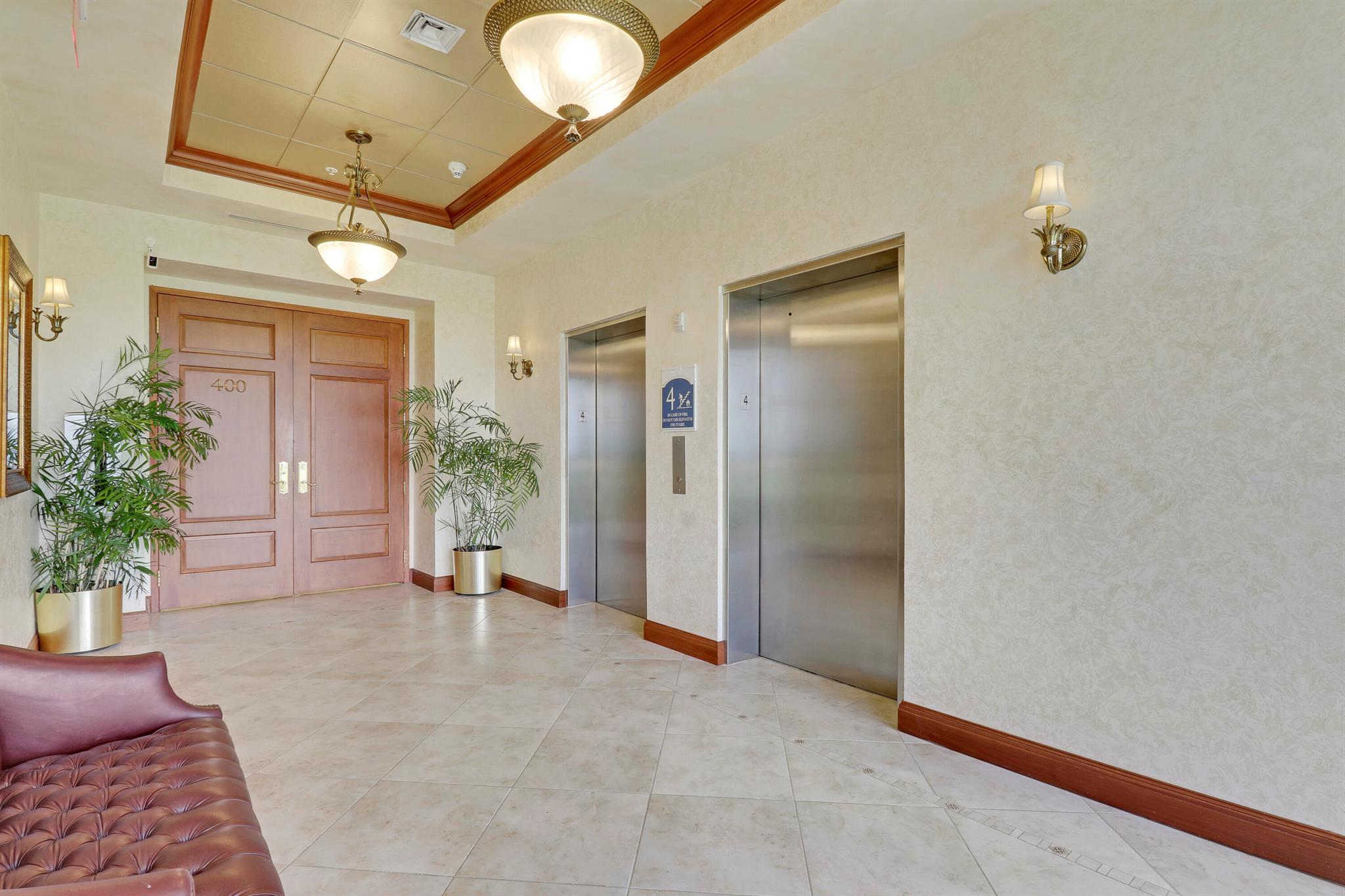6751 N Federal Highway 400 401 402 403 Property Photo 3
