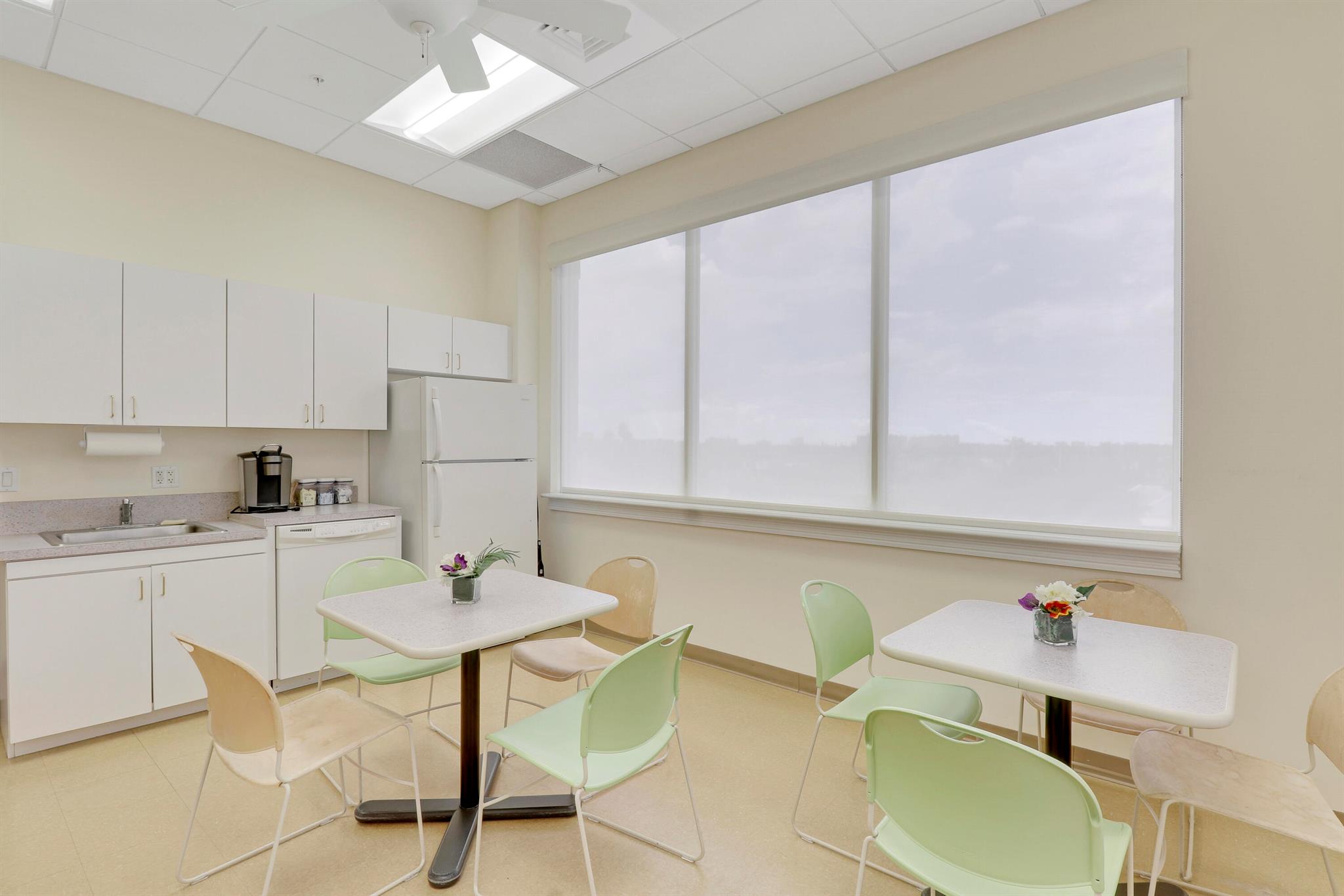 6751 N Federal Highway 400 401 402 403 Property Photo 16