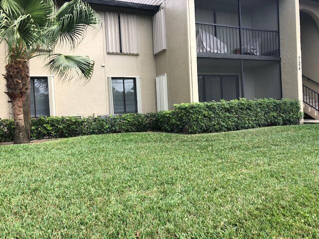 724 Sunny Pine Way E1 Property Photo 2