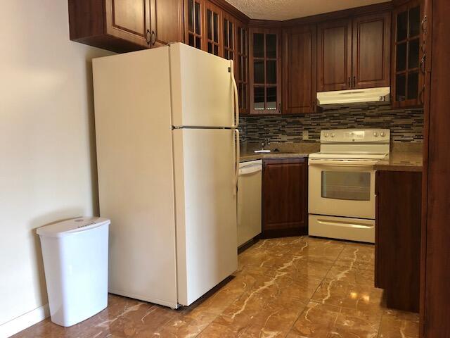 724 Sunny Pine Way E1 Property Photo 6