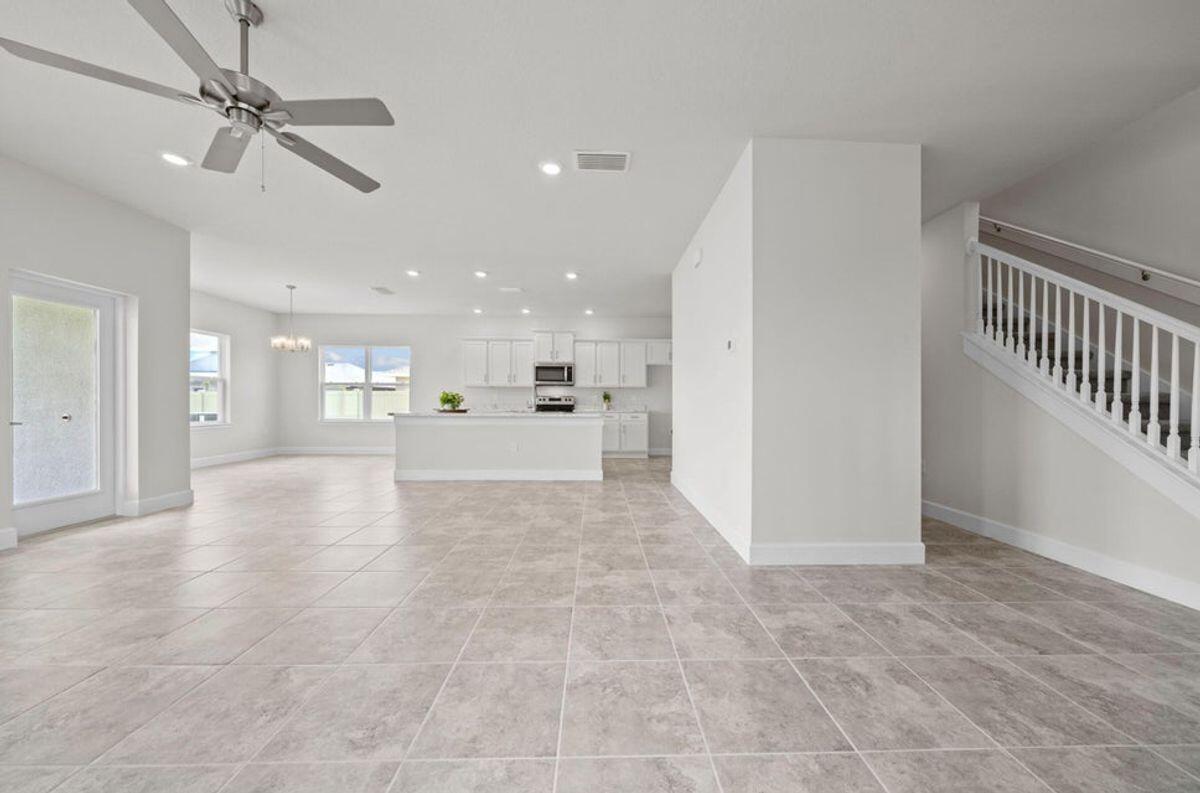 2802 Sw Savona Boulevard Property Photo 6