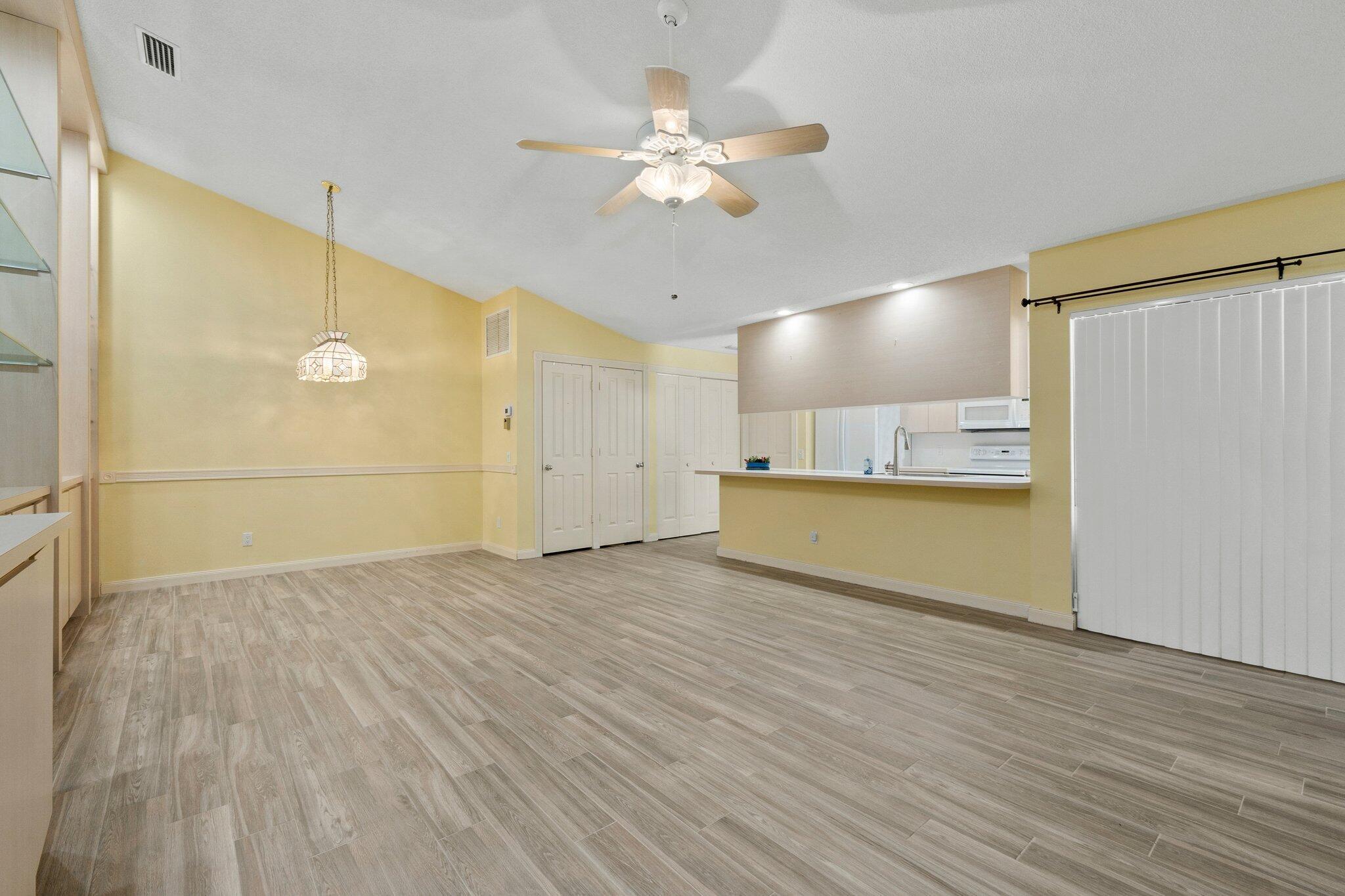1217 Nw Sun Terrace Circle B Property Photo 13