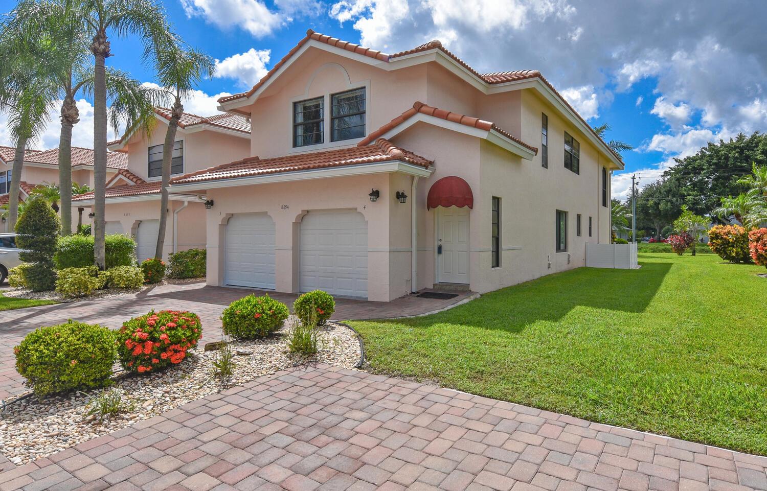 8694 Via Reale 4 (61u) Property Photo 2