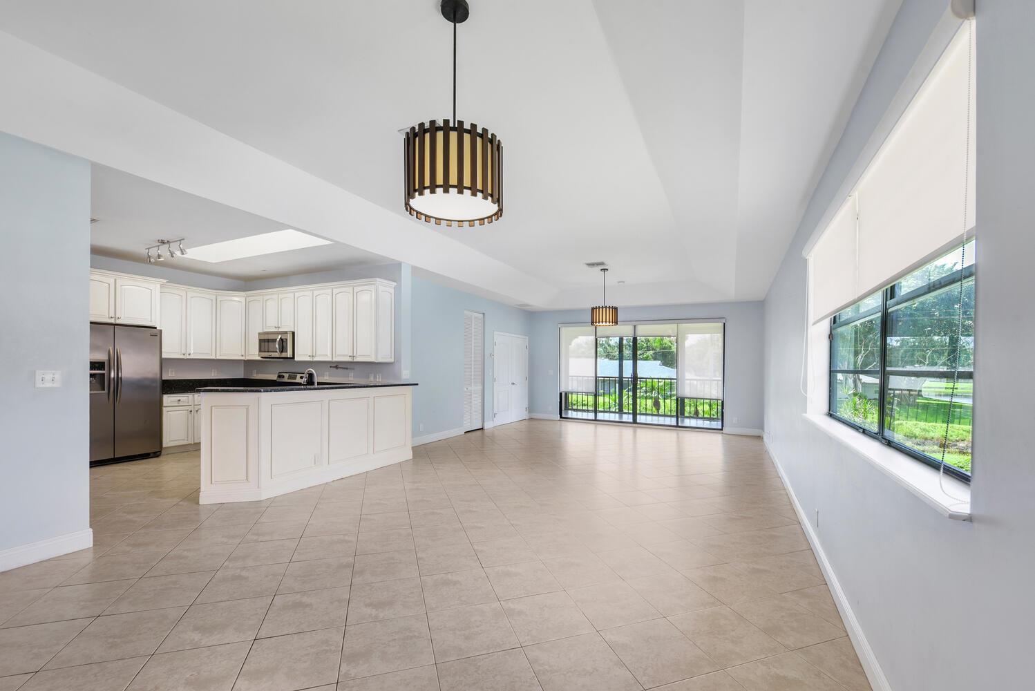 8694 Via Reale 4 (61u) Property Photo 3