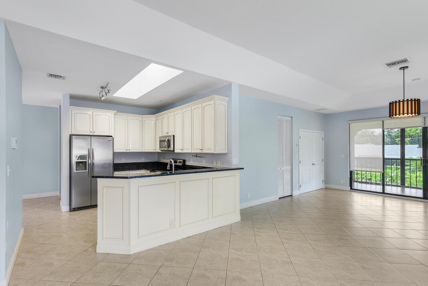 8694 Via Reale 4 (61u) Property Photo 11