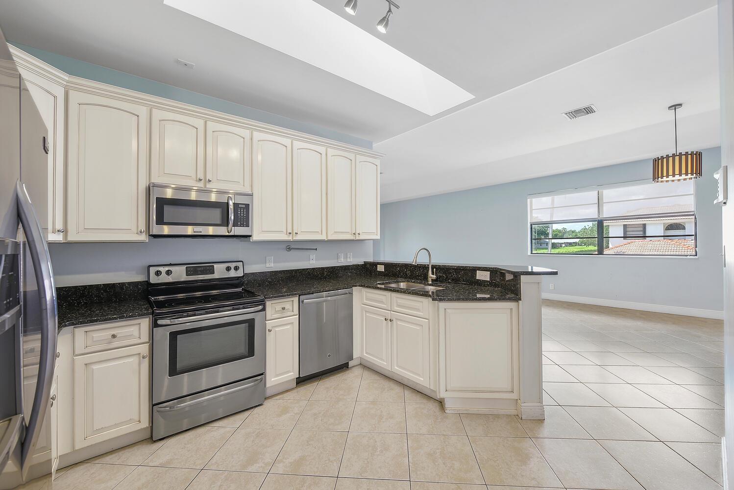 8694 Via Reale 4 (61u) Property Photo 13