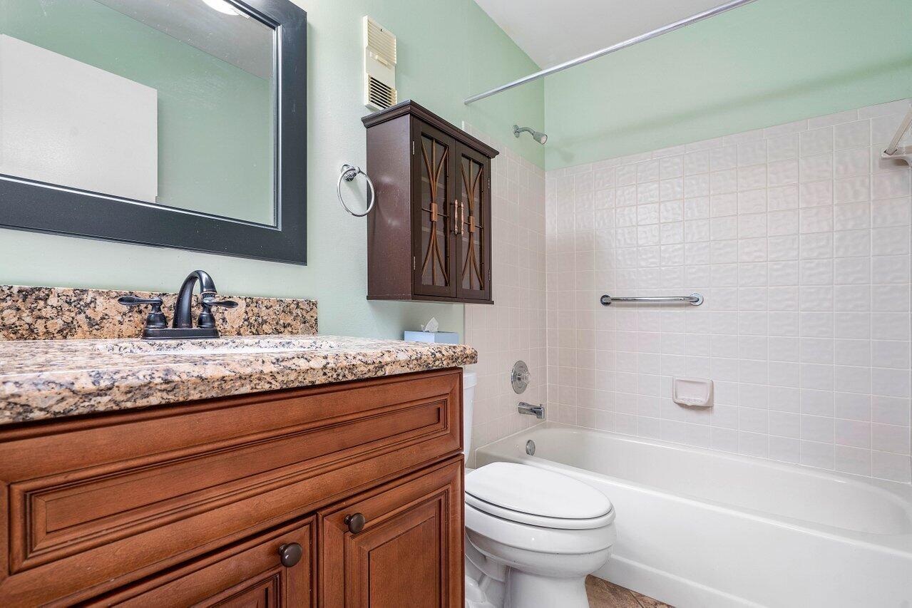 8068 Sweetbriar Way Property Photo 17