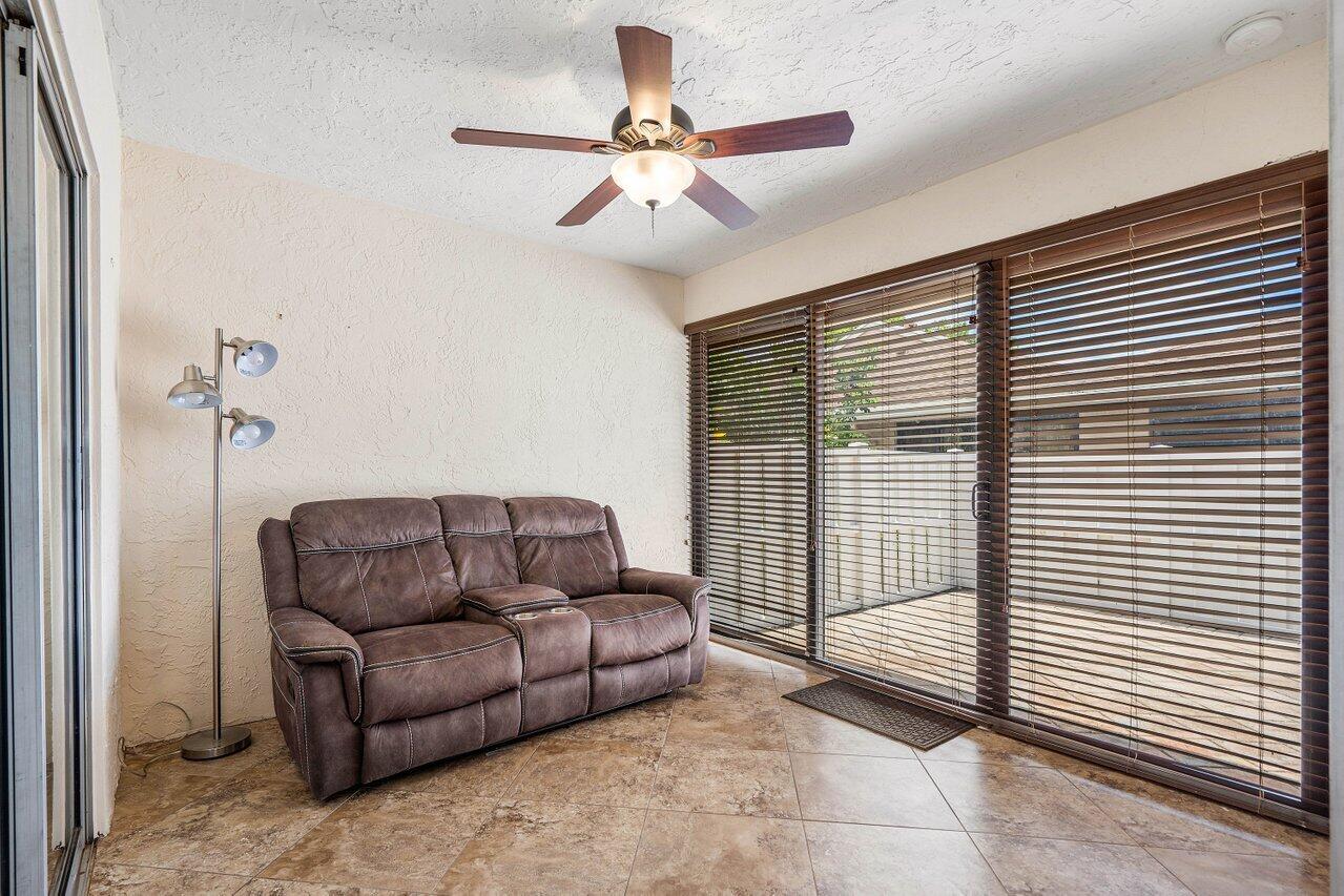 8068 Sweetbriar Way Property Photo 23