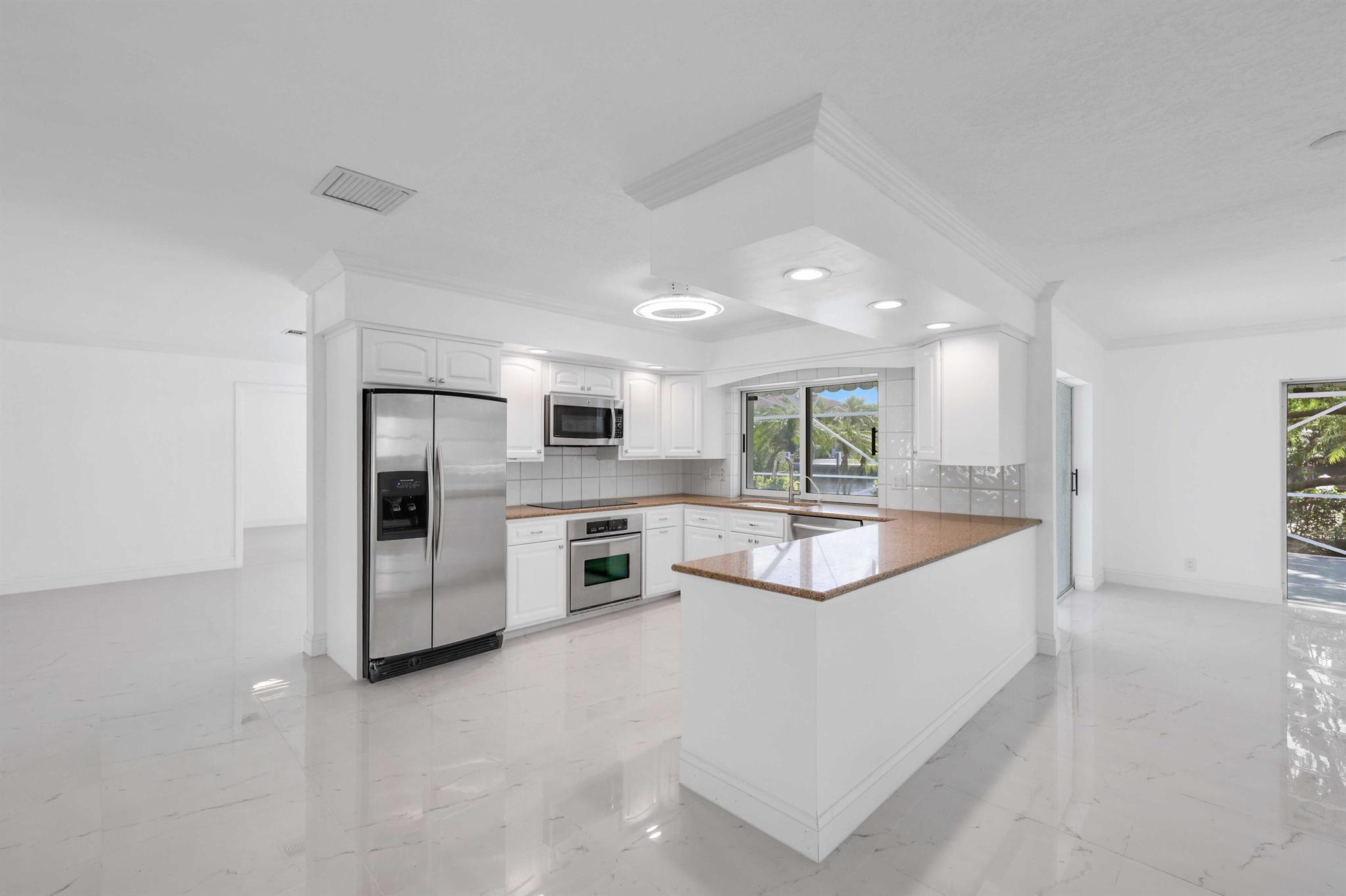 405 Bontona Avenue Property Photo 12
