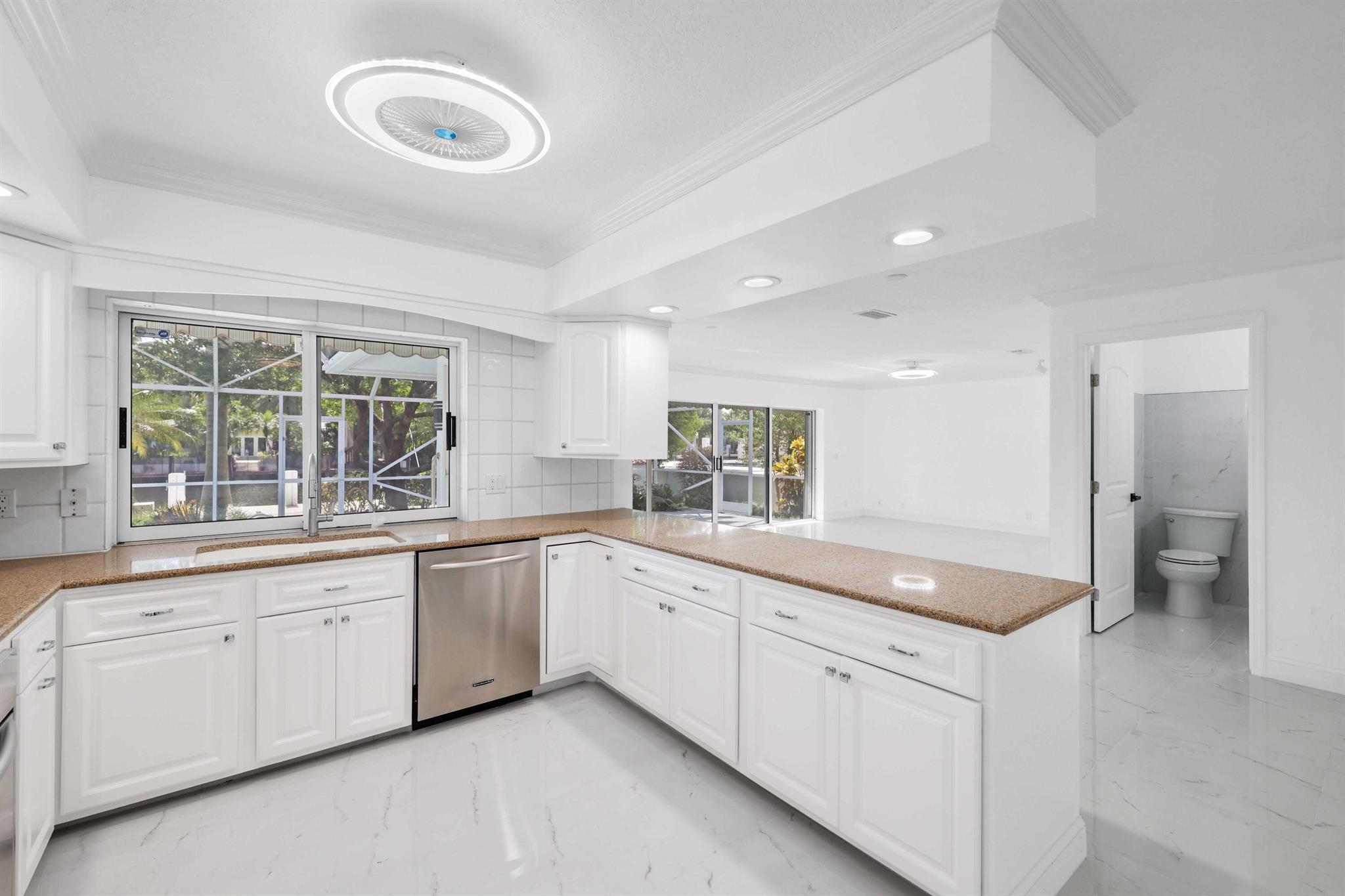 405 Bontona Avenue Property Photo 15