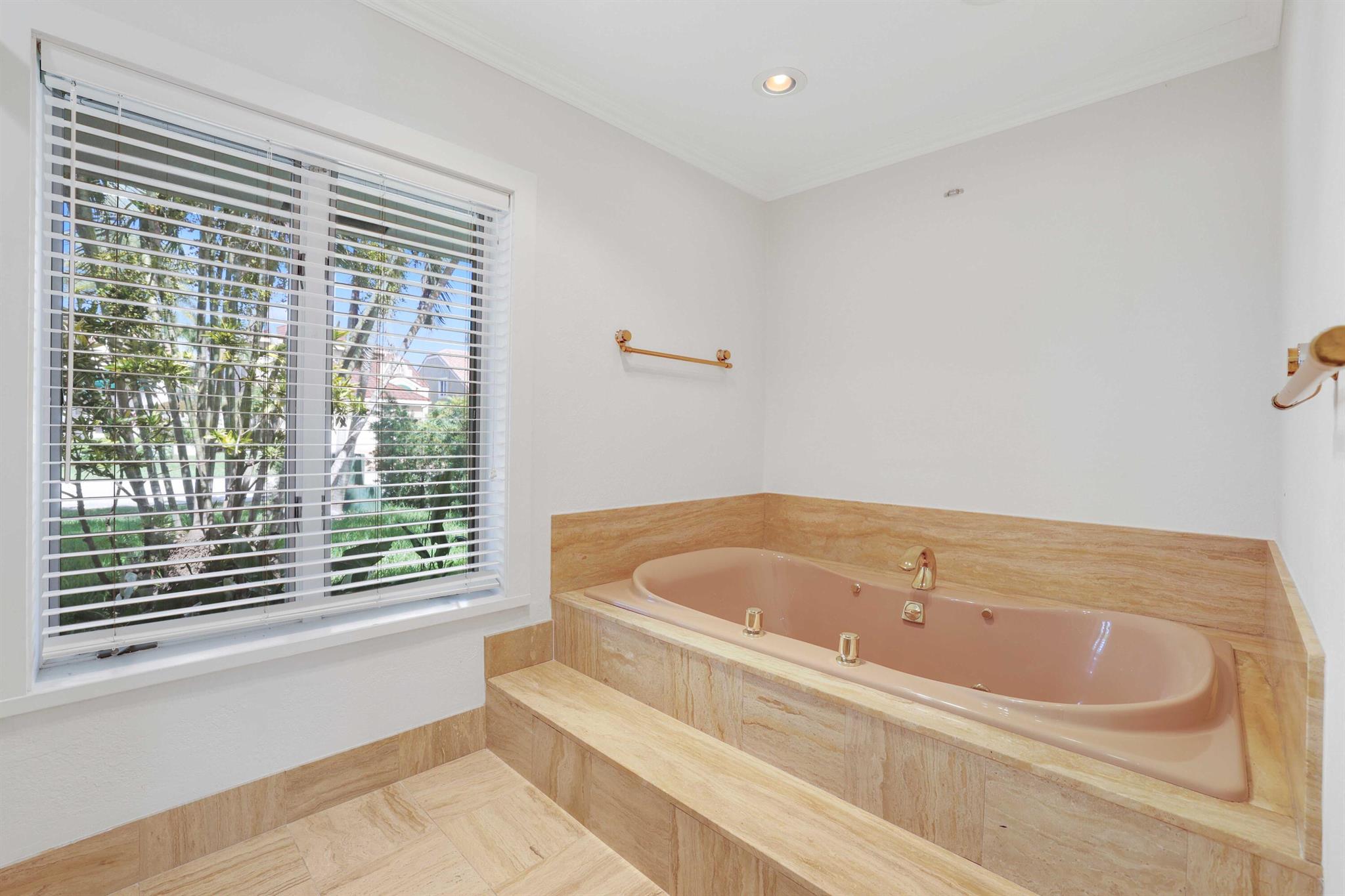 405 Bontona Avenue Property Photo 29