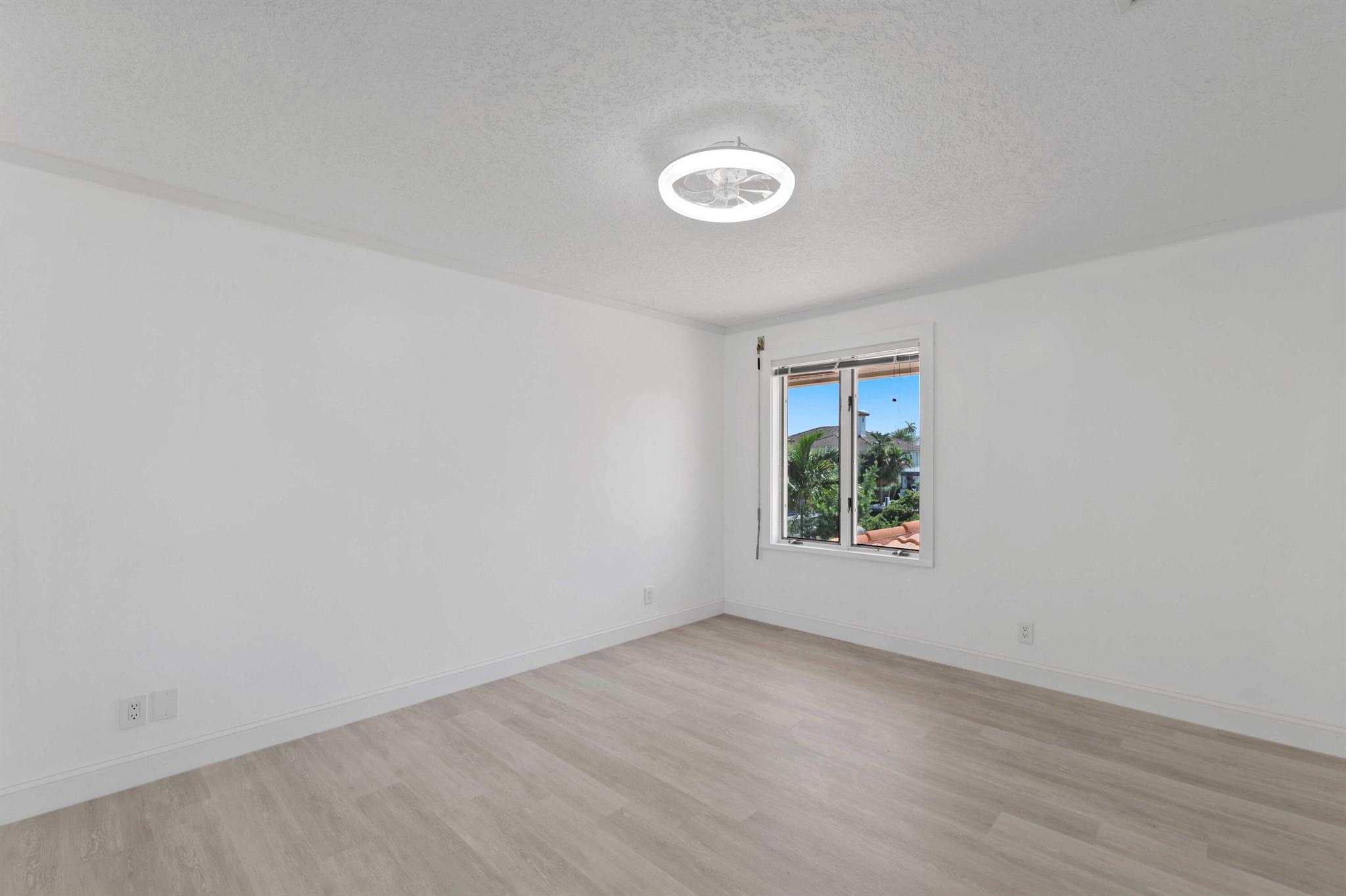 405 Bontona Avenue Property Photo 42