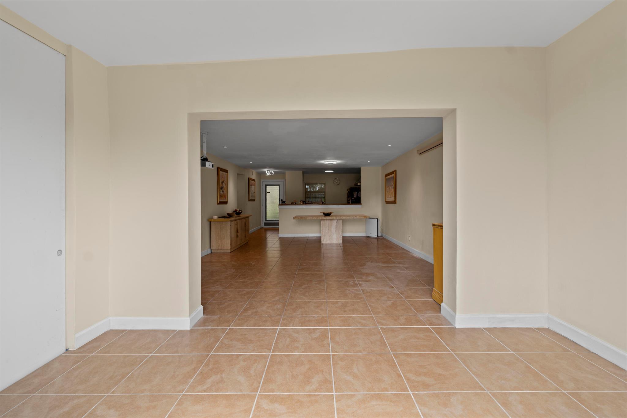 300 Ne 26th Avenue 114 Property Photo 23