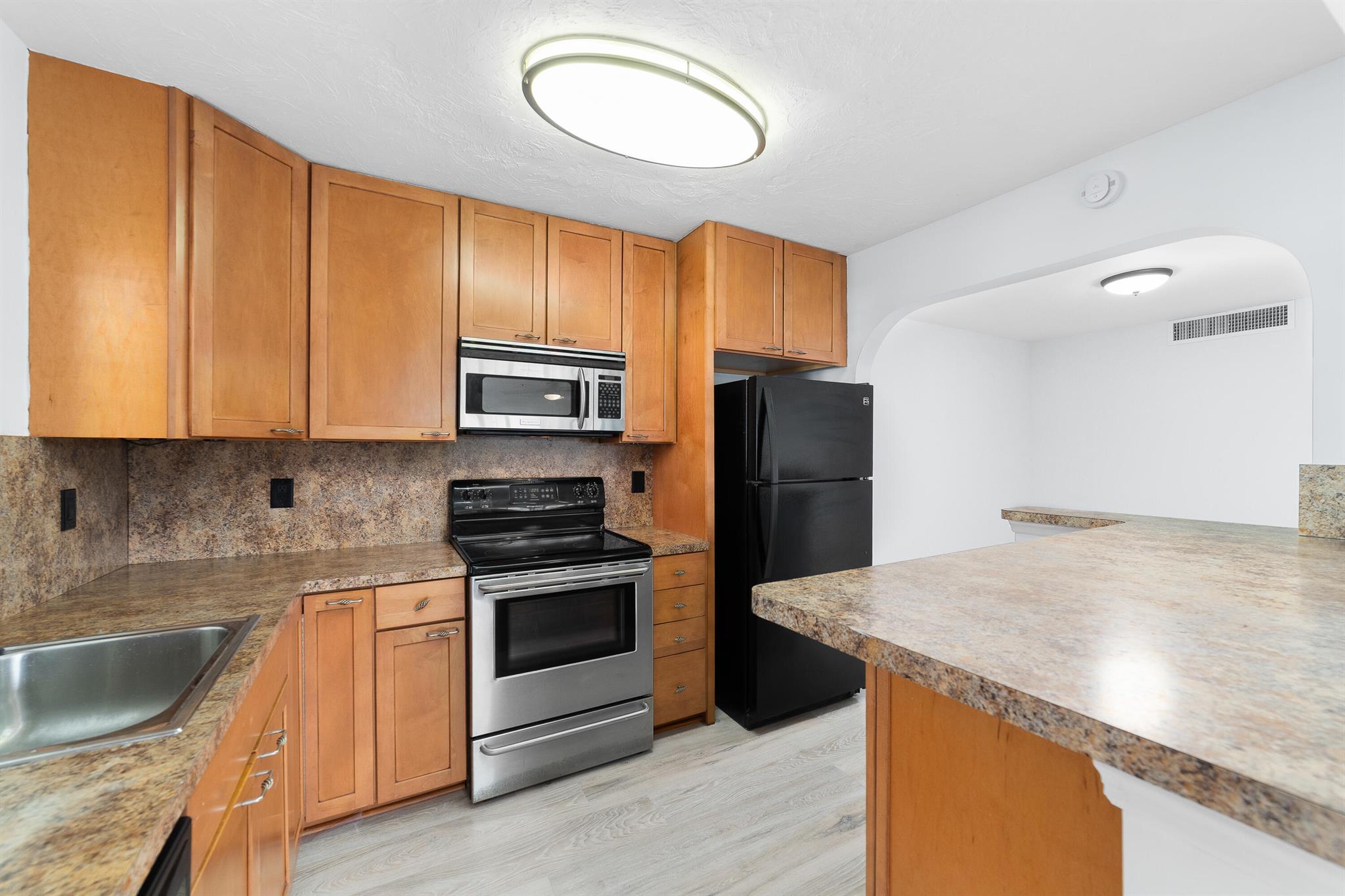 502 Osprey Drive 20b Property Photo 12