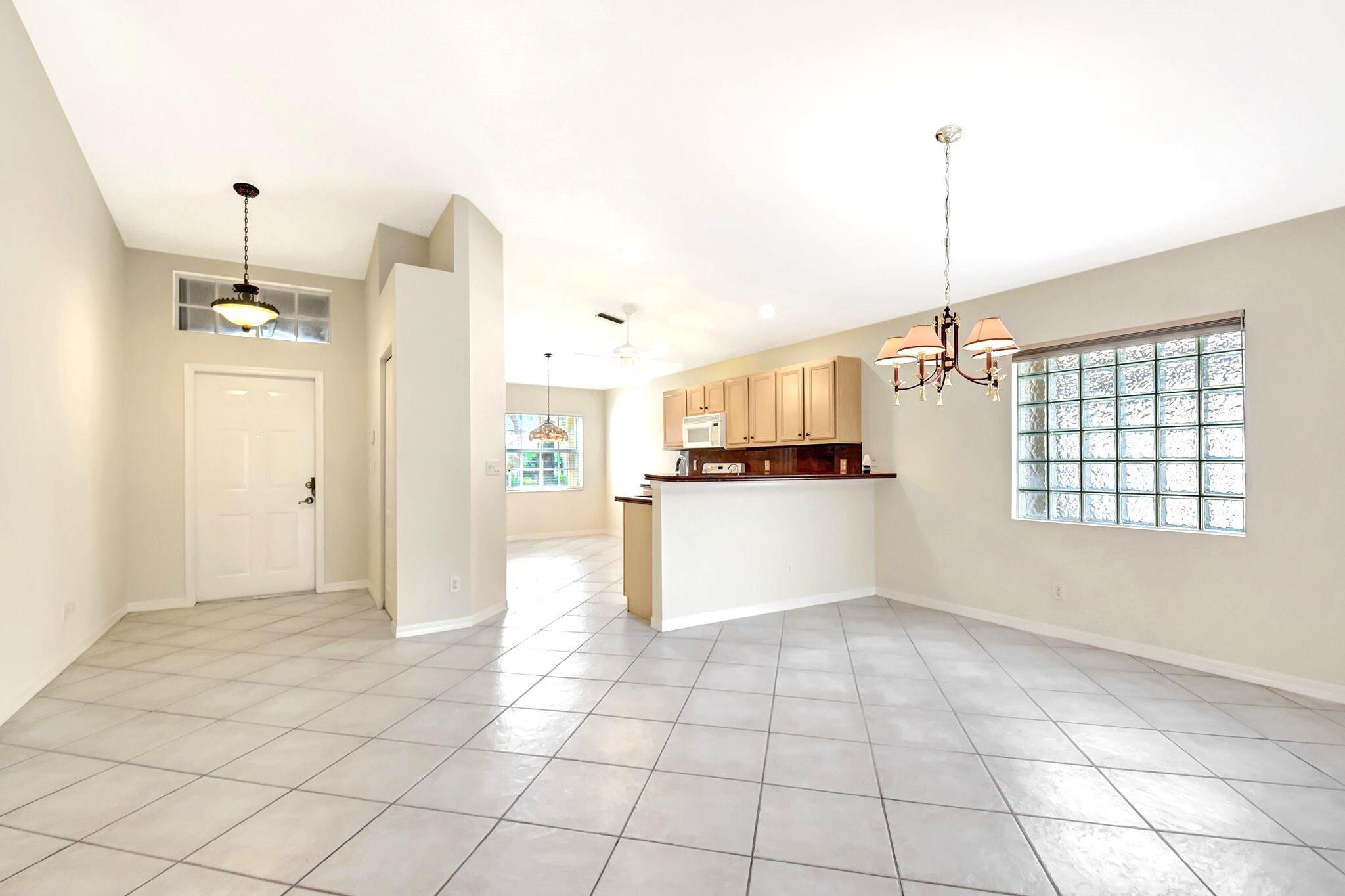 8278 Duomo Circle Property Photo 5