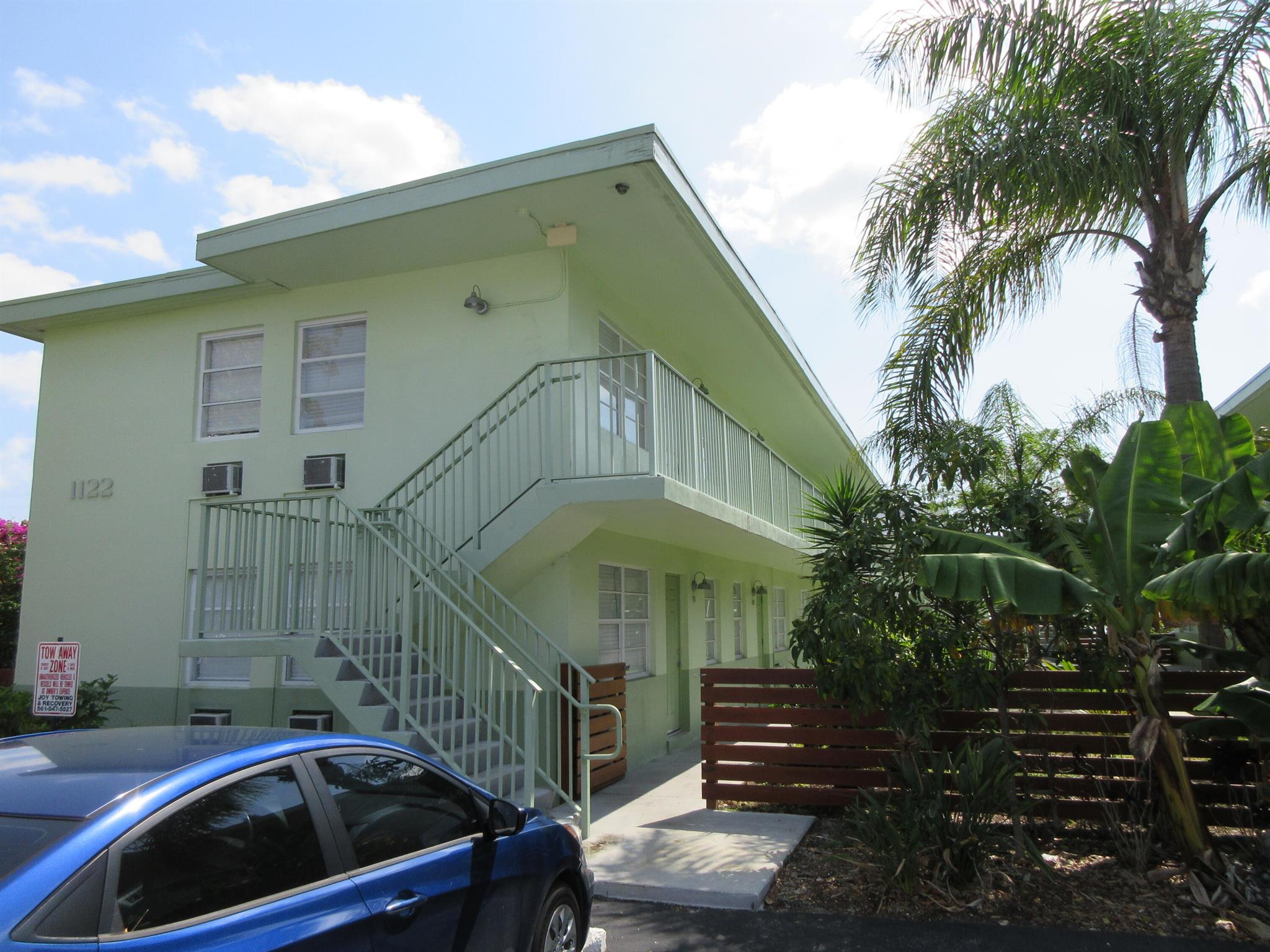 1118 N H Street Property Photo 1