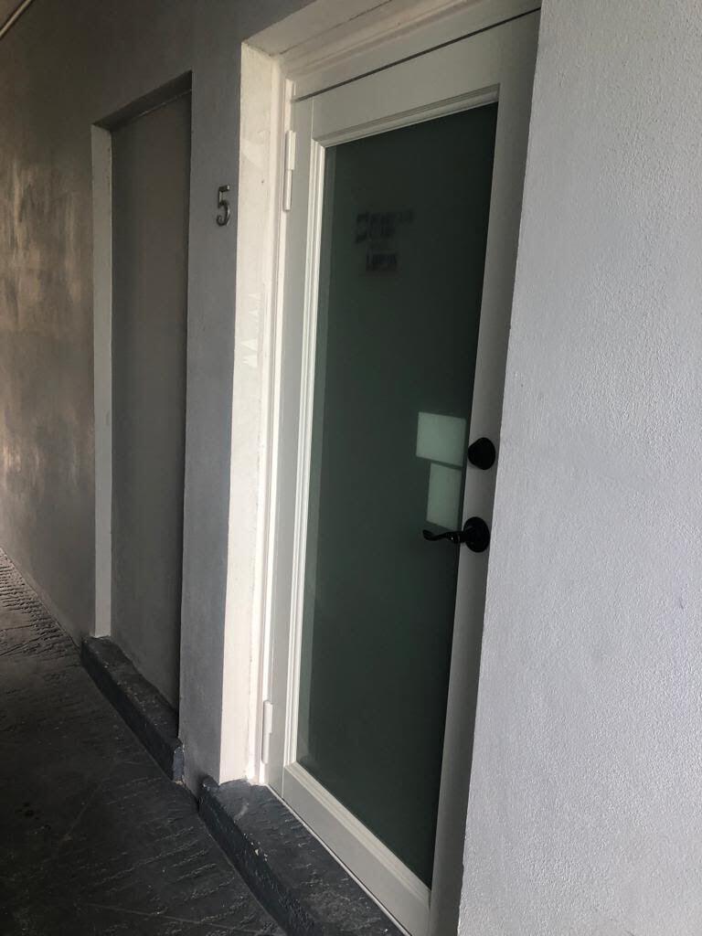 930 N 14th Court Property Photo 27