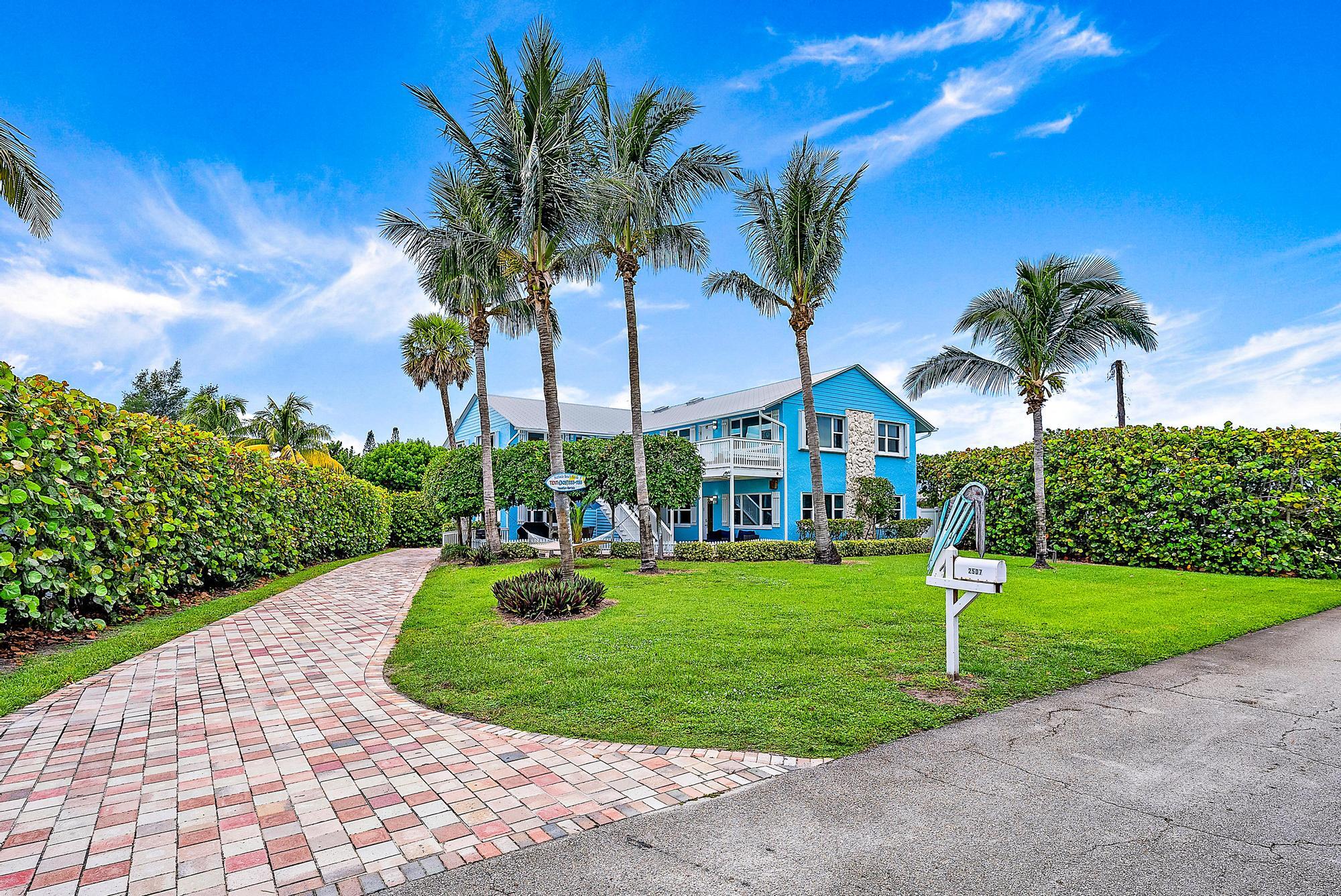 2507 N Ocean Drive Property Photo 13